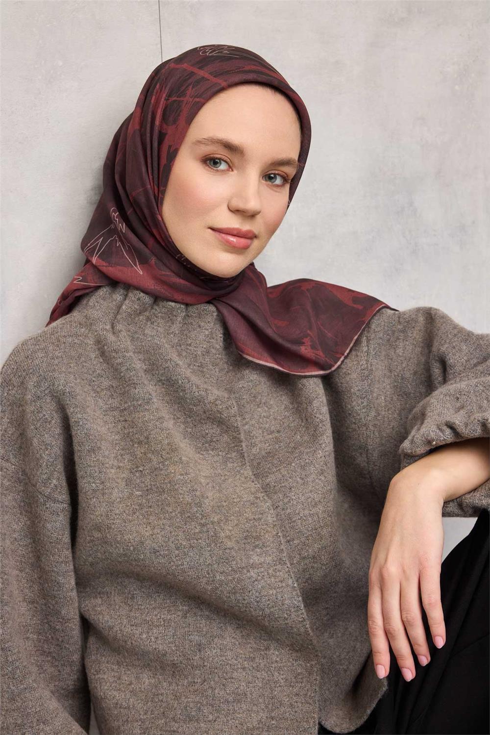Pamuk Polyester Soft Eşarp Yaprak Desen Mürdüm 90x90