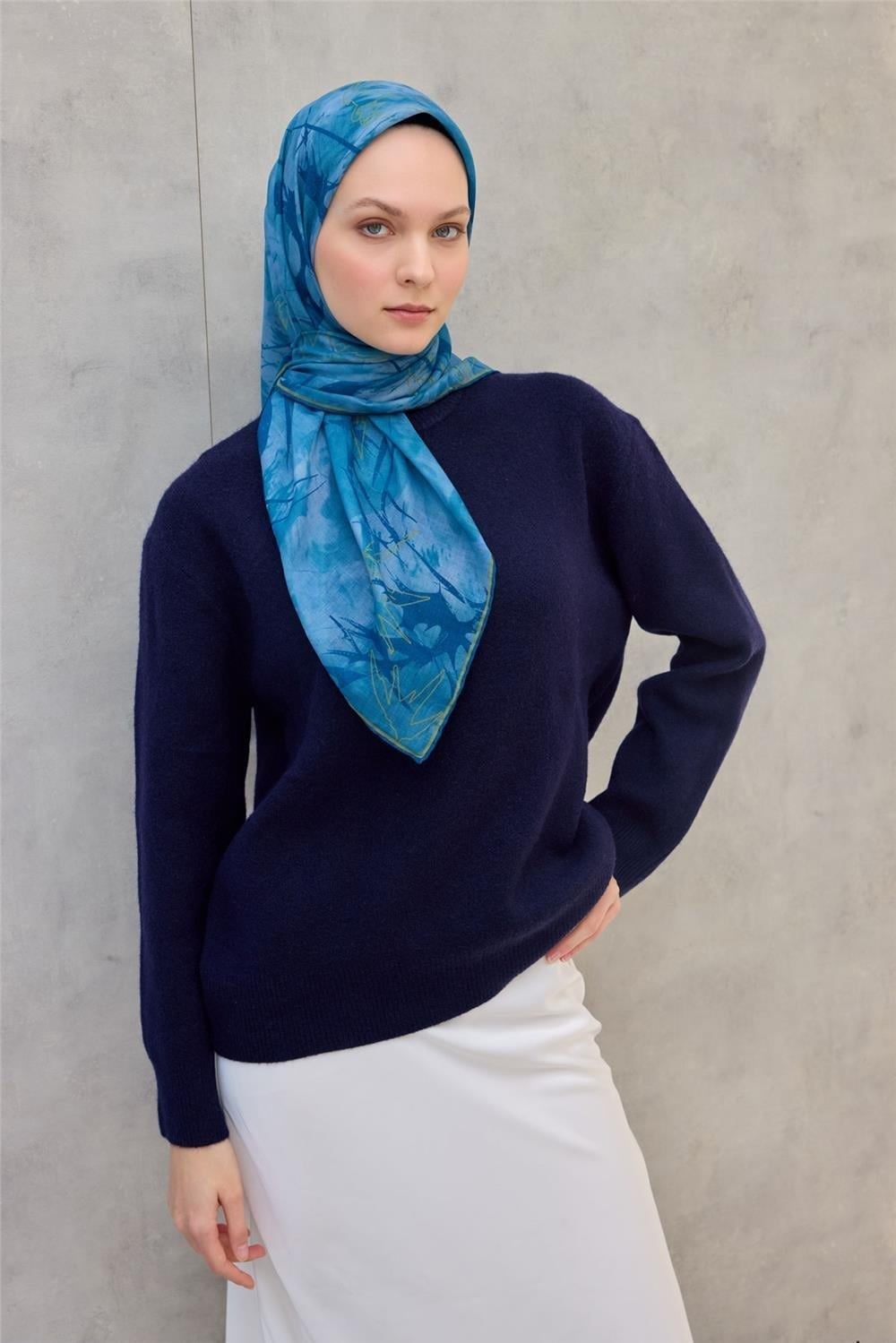 Pamuk Polyester Soft Eşarp Yaprak Desen Turkuaz 90x90