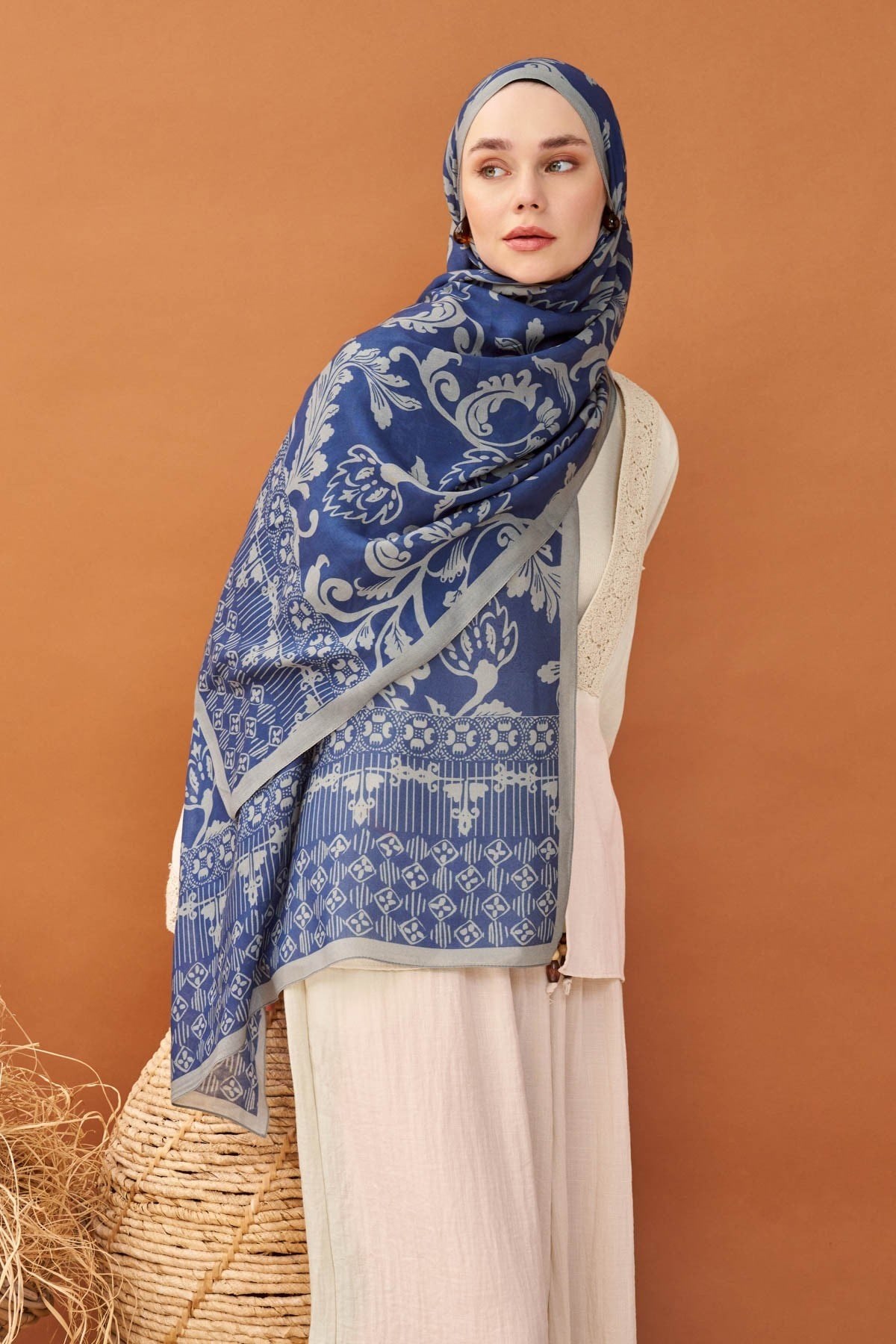 Riva Şal Tencel Floral Gece Mavisi