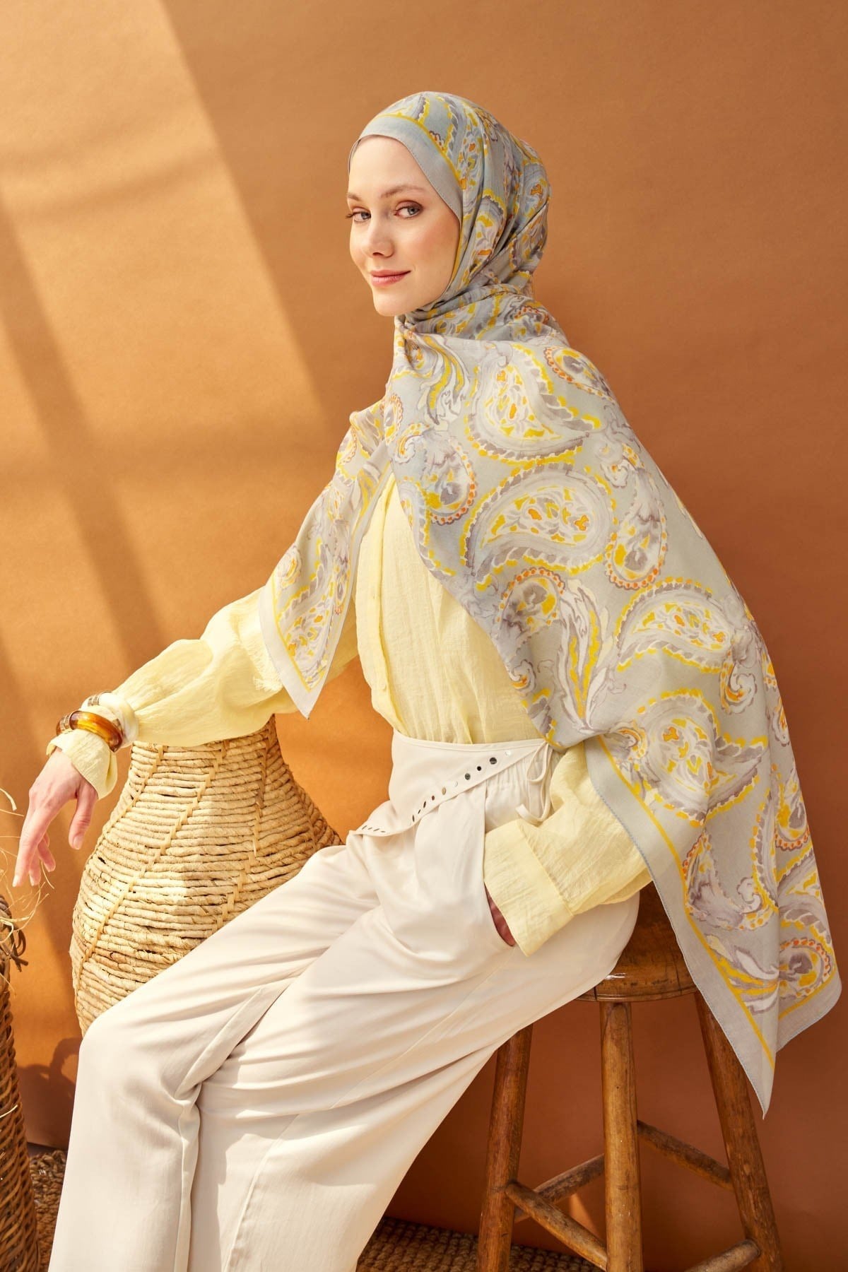 Riva Şal Tencel Paisley Açık Gri