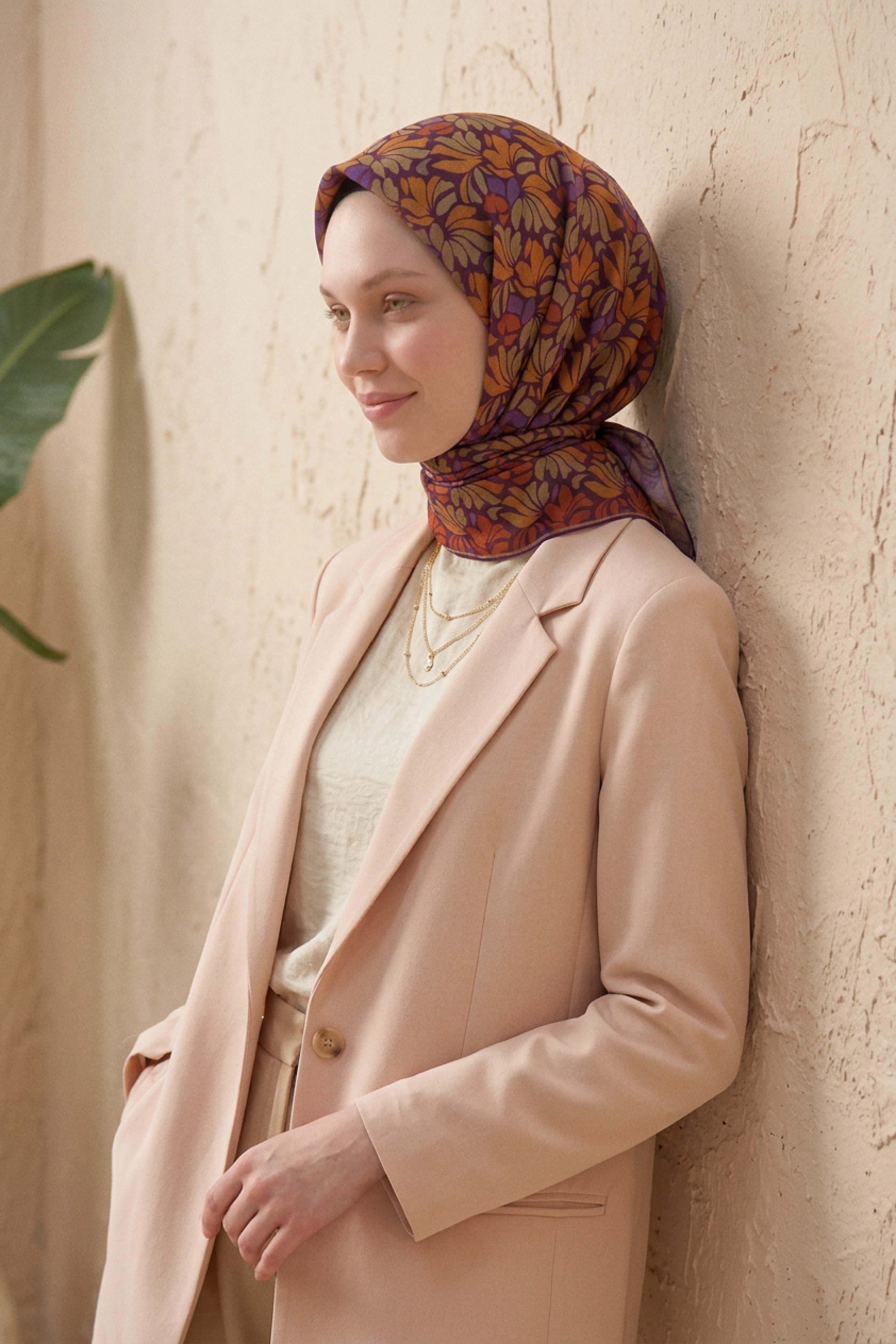 Soft Eşarp Floral Line Patlıcan Moru 90x90