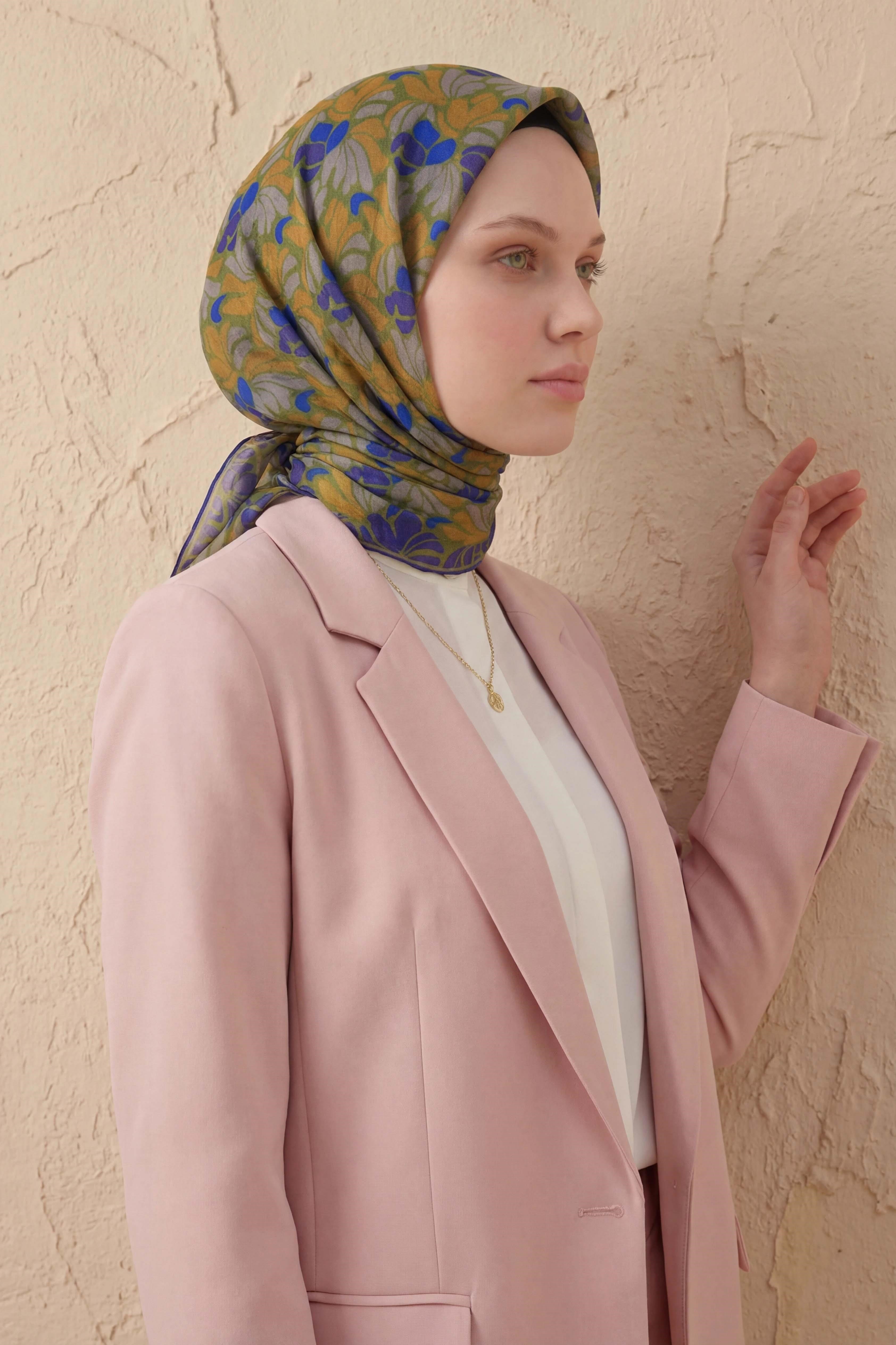 Soft Eşarp Floral Line Yeşil 90x90