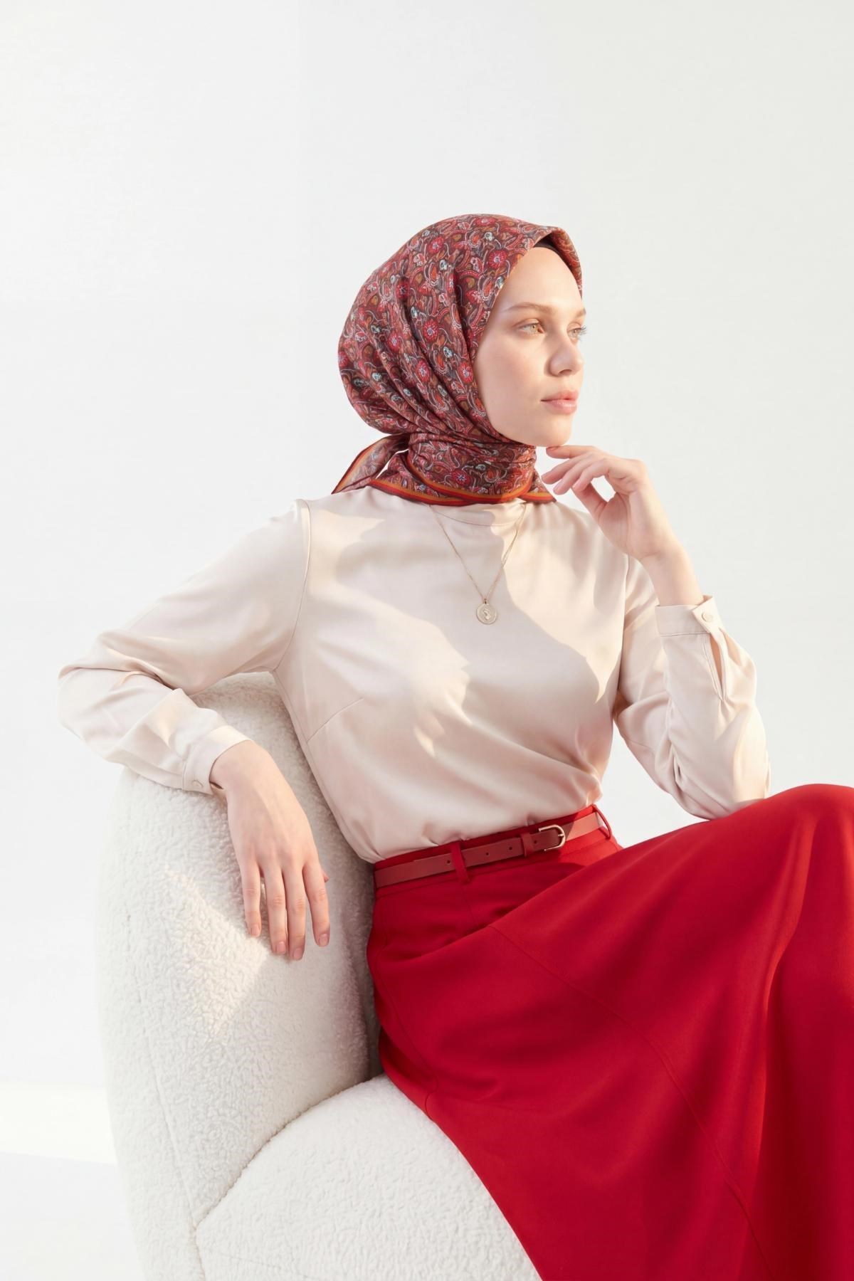 Soft Eşarp Garden Kırmızı 90x90