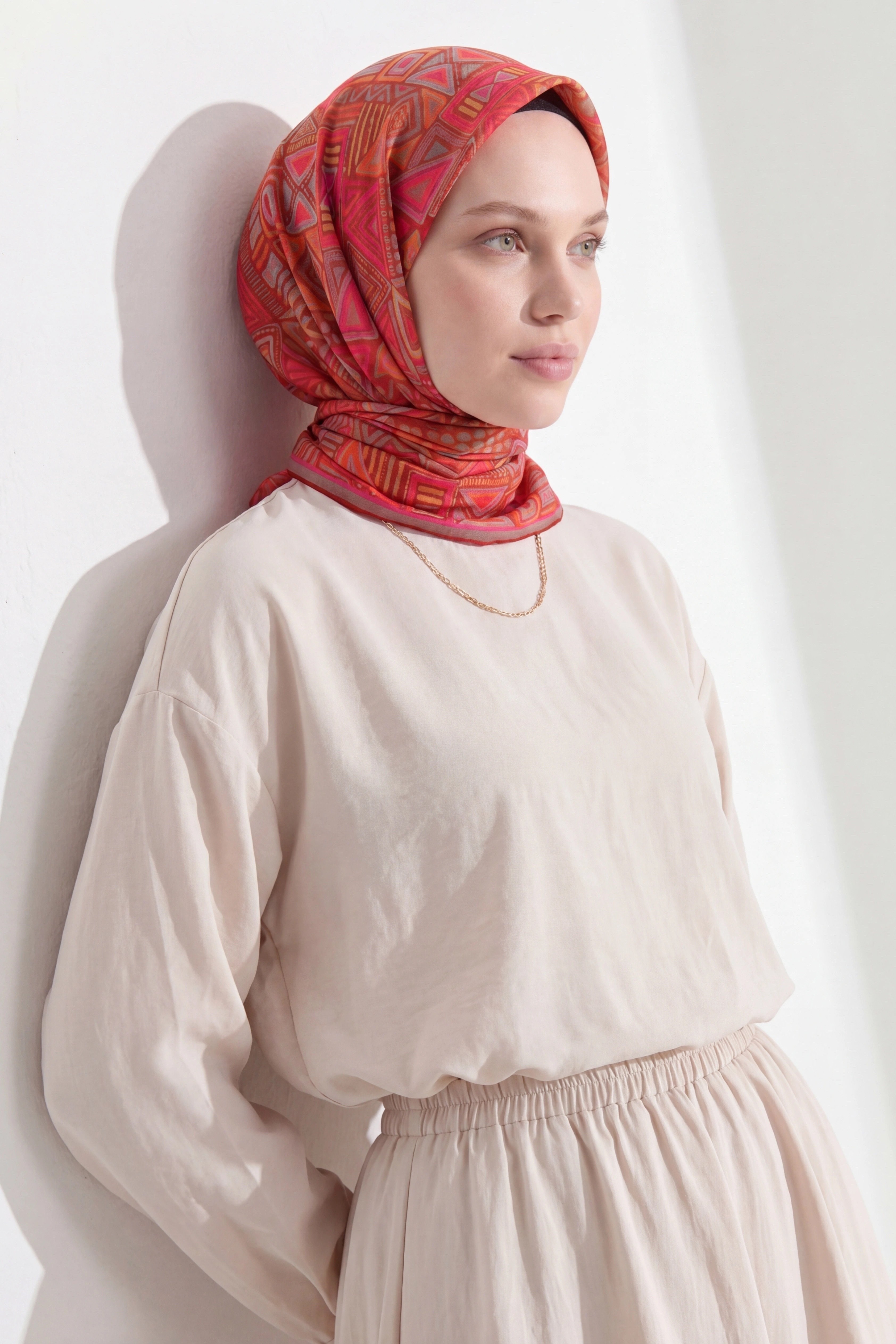 Soft Eşarp Geometrik Koyu Kırmızı