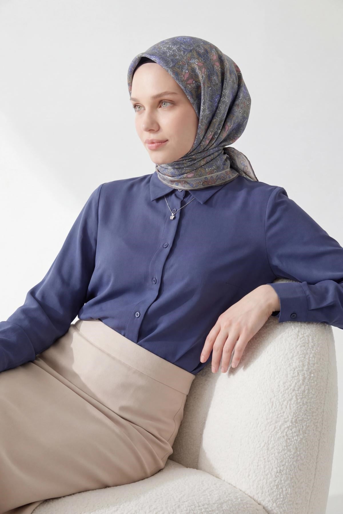 Soft Eşarp Gri 90x90