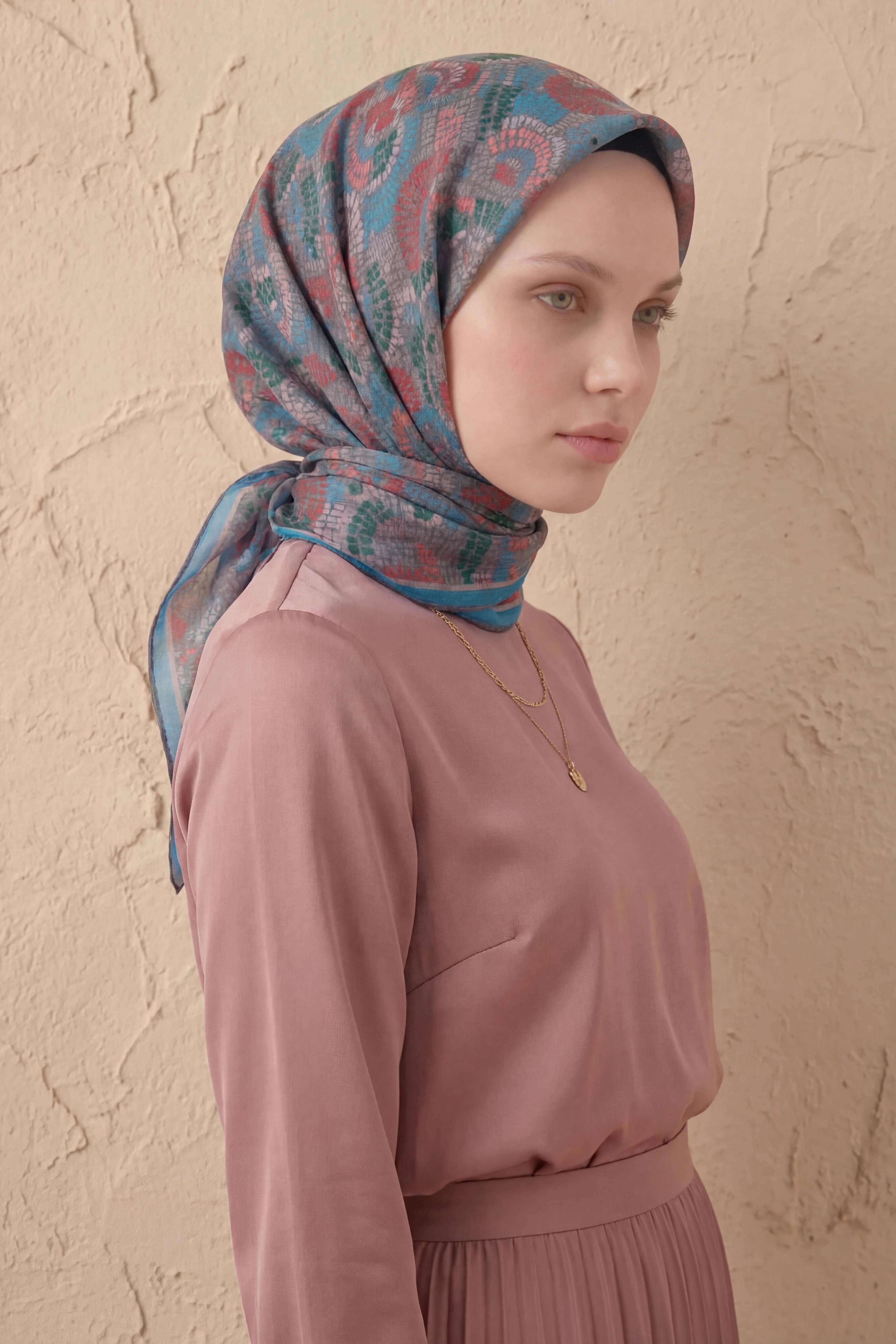 Soft Eşarp Melodi Desen Gök Mavi 90x90