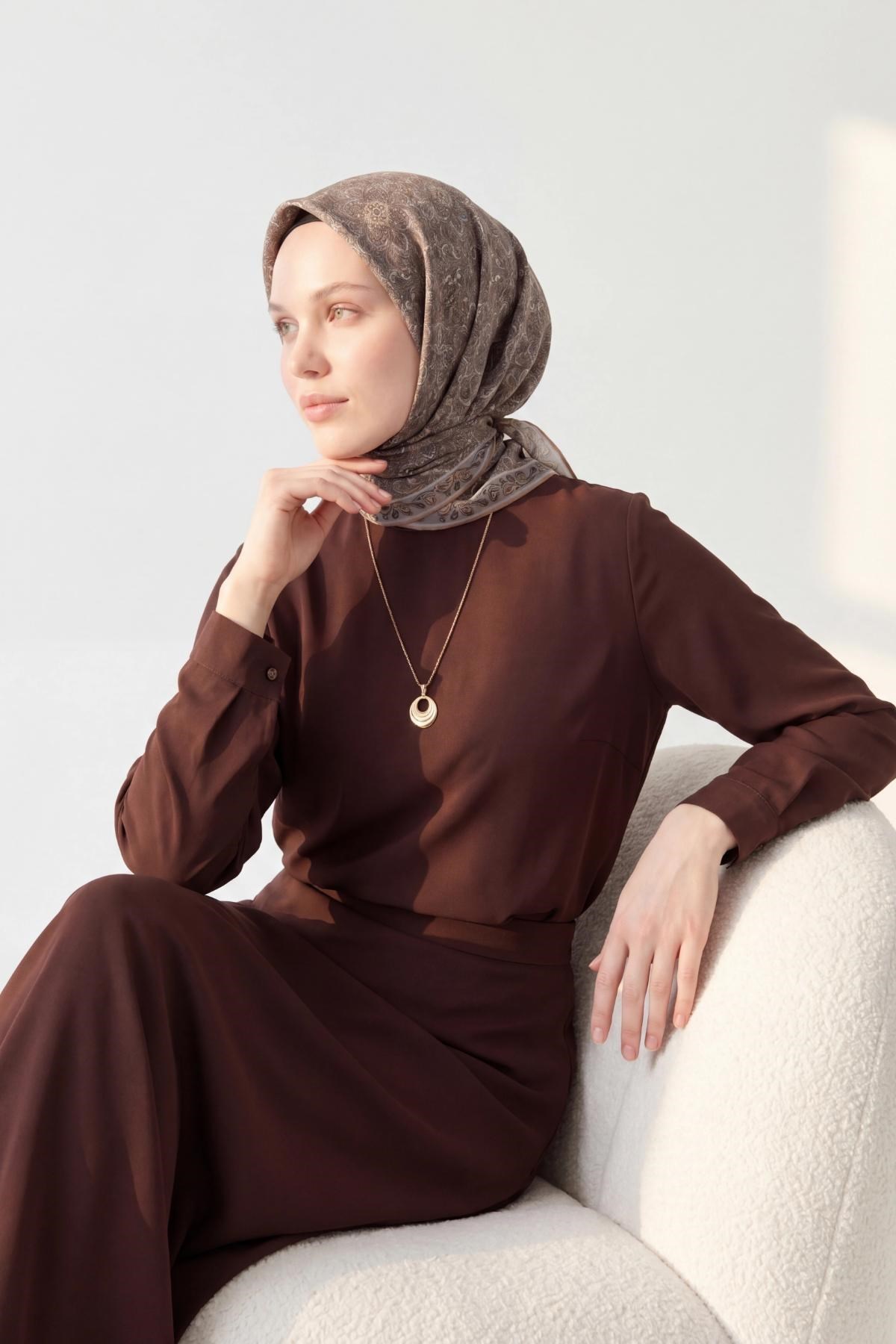 Soft Eşarp Metalik Gri  90x90