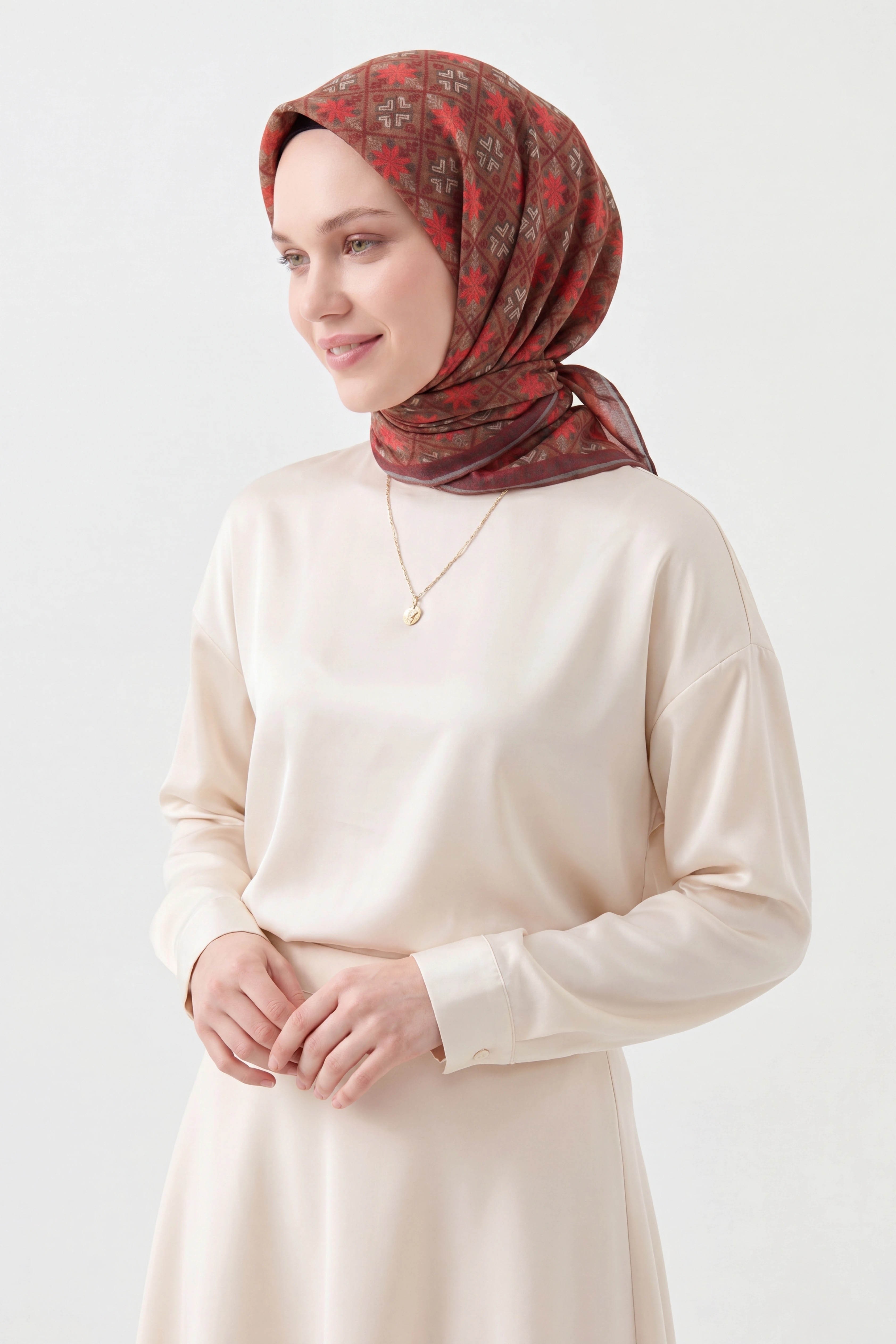 Soft Eşarp Minimal Motif Kahverengi