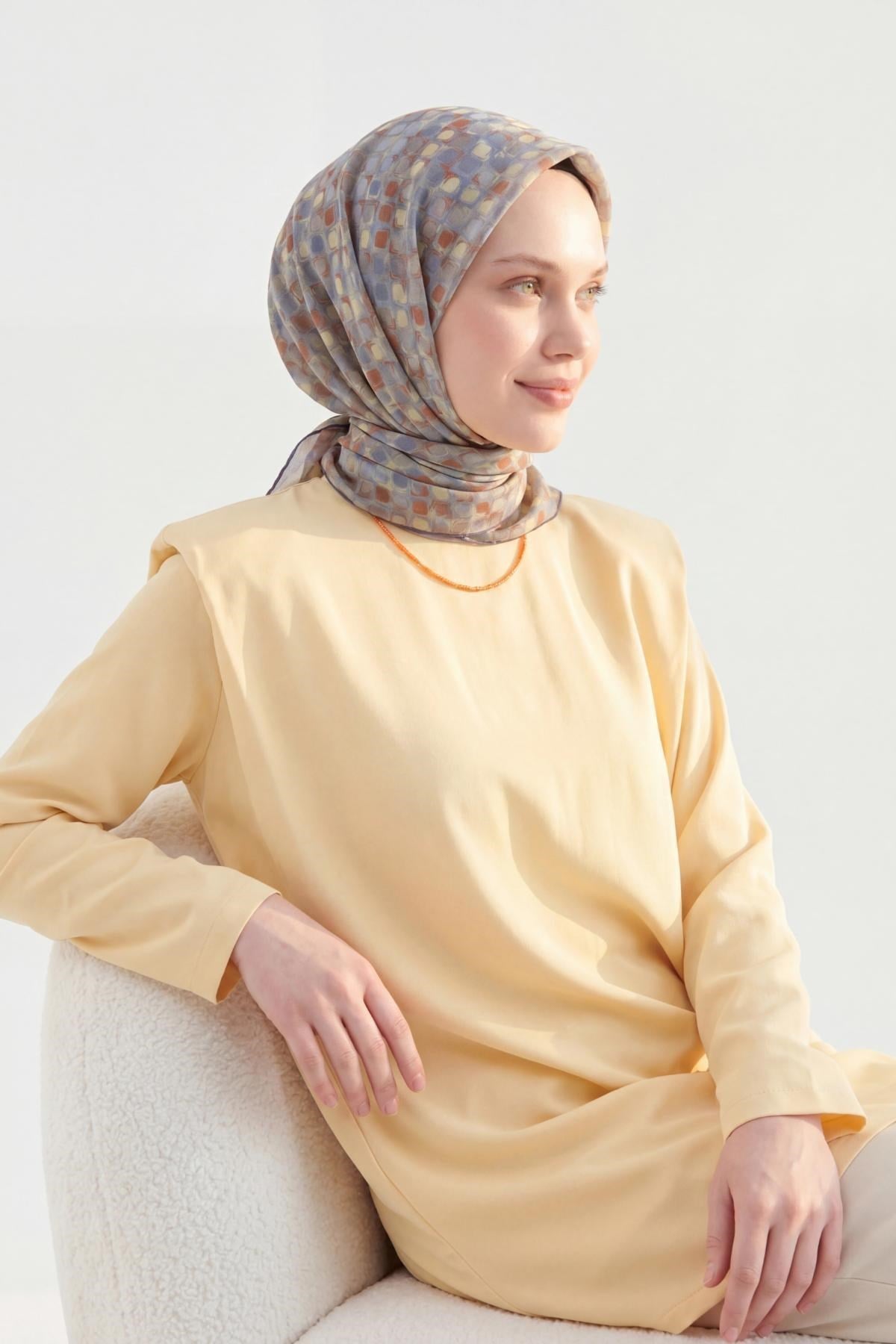 Soft Eşarp Retro Mozaik Bebe Mavi 90x90
