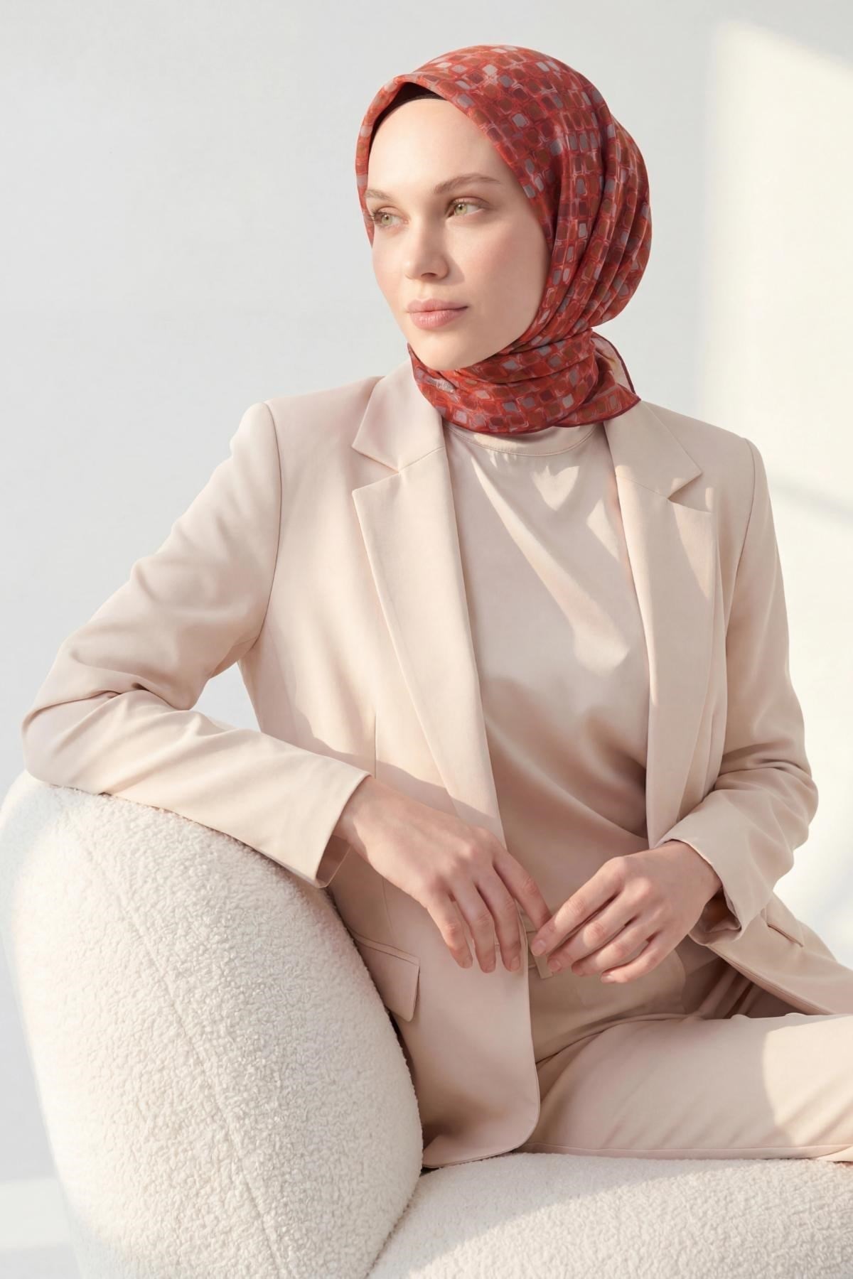 Soft Eşarp Retro Mozaik Kırmızı 90x90