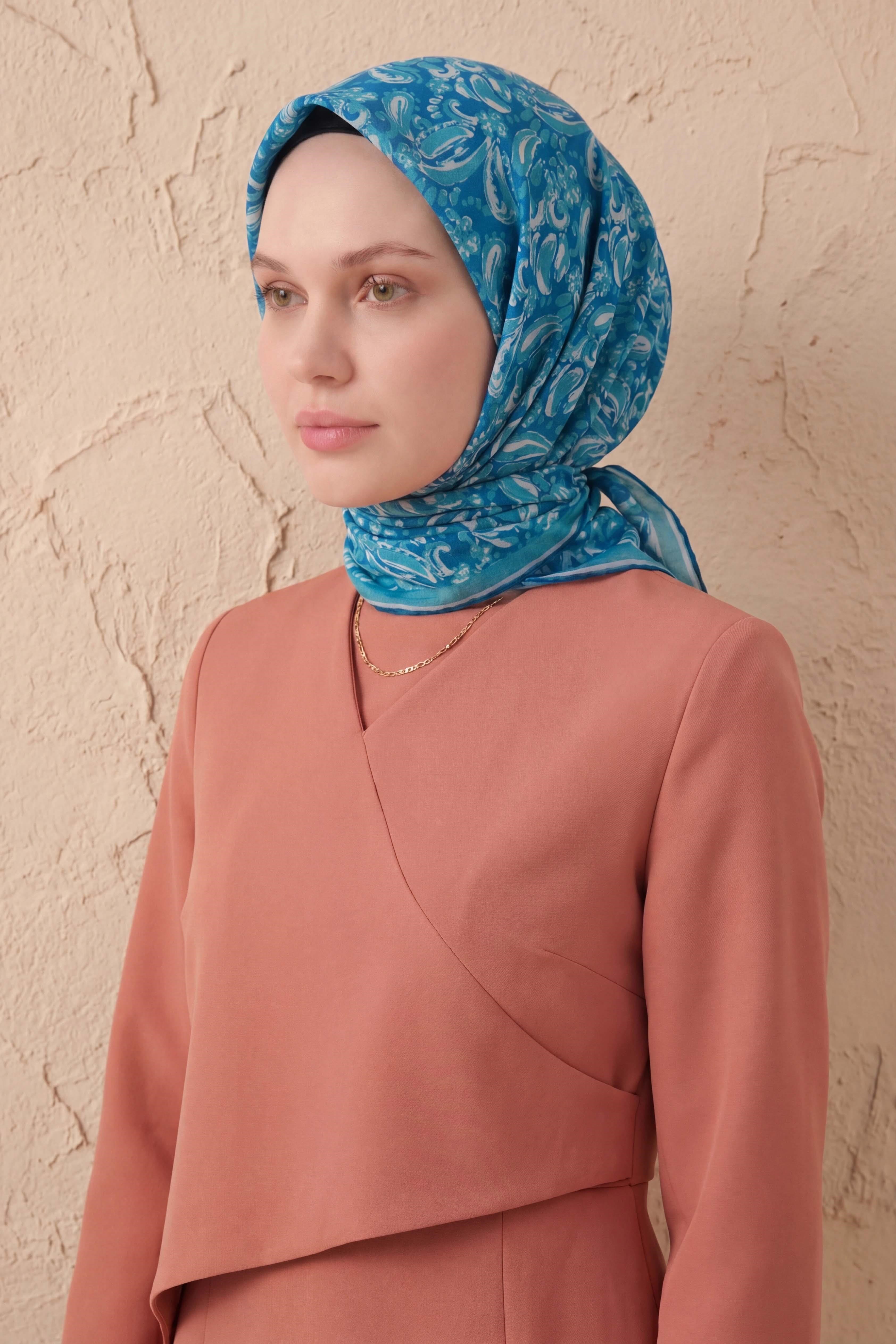 Soft Eşarp Şal Motif Mavi 90x90