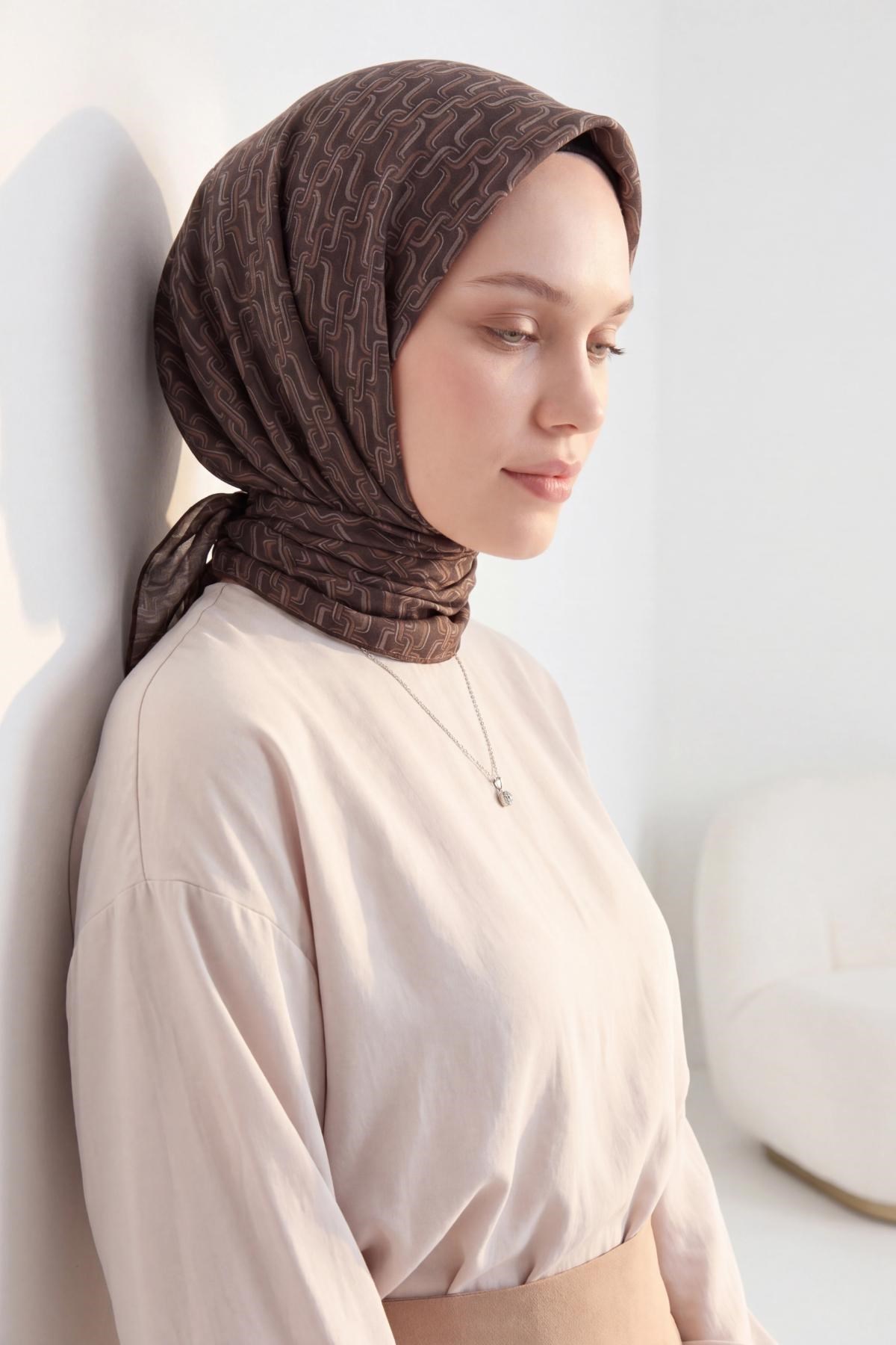 Soft Eşarp Zincir Desen Acı Kahve 90x90