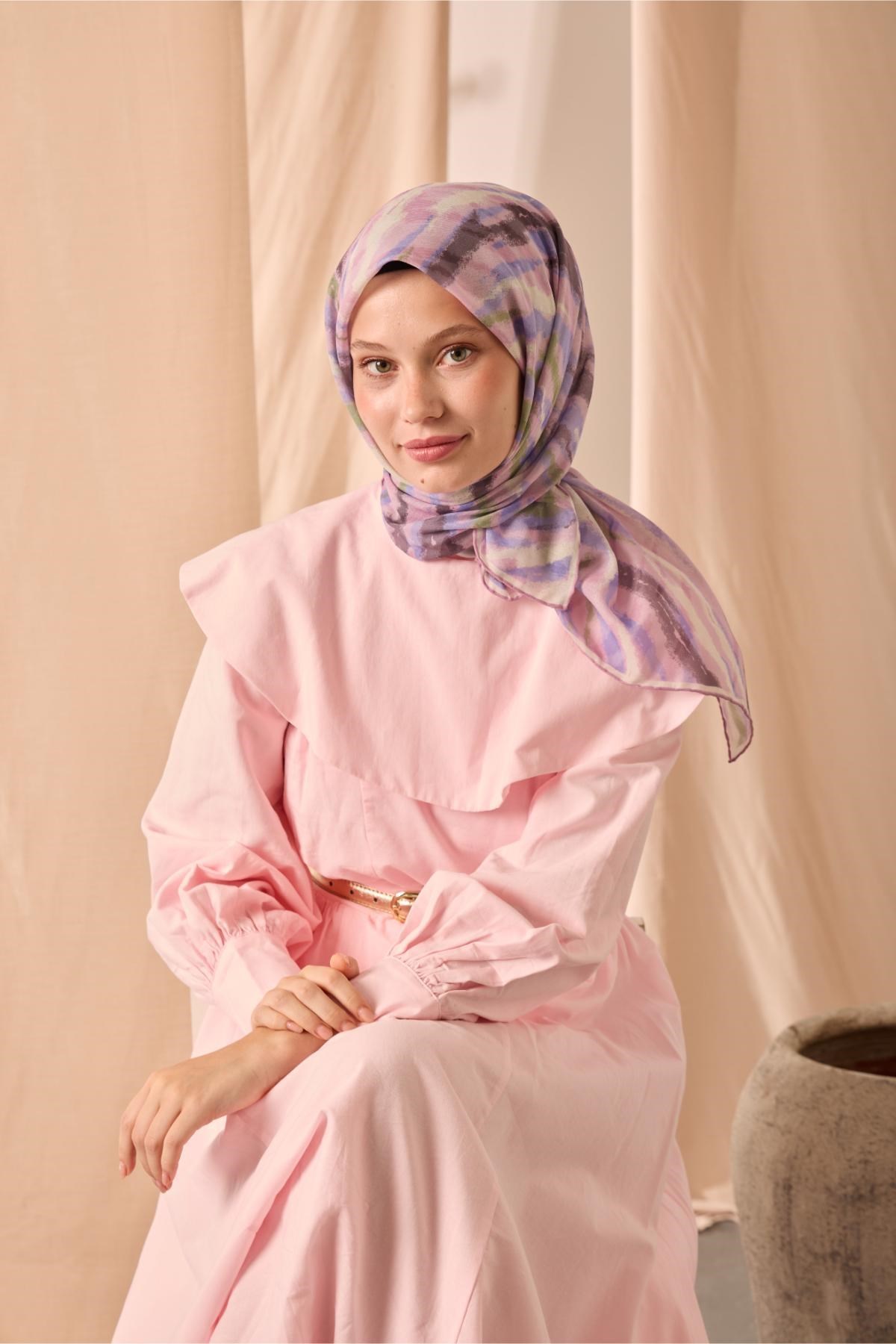Soft Pamuk Eşarp Tozpembe Yeşil Mor Krem Desenli 90x90