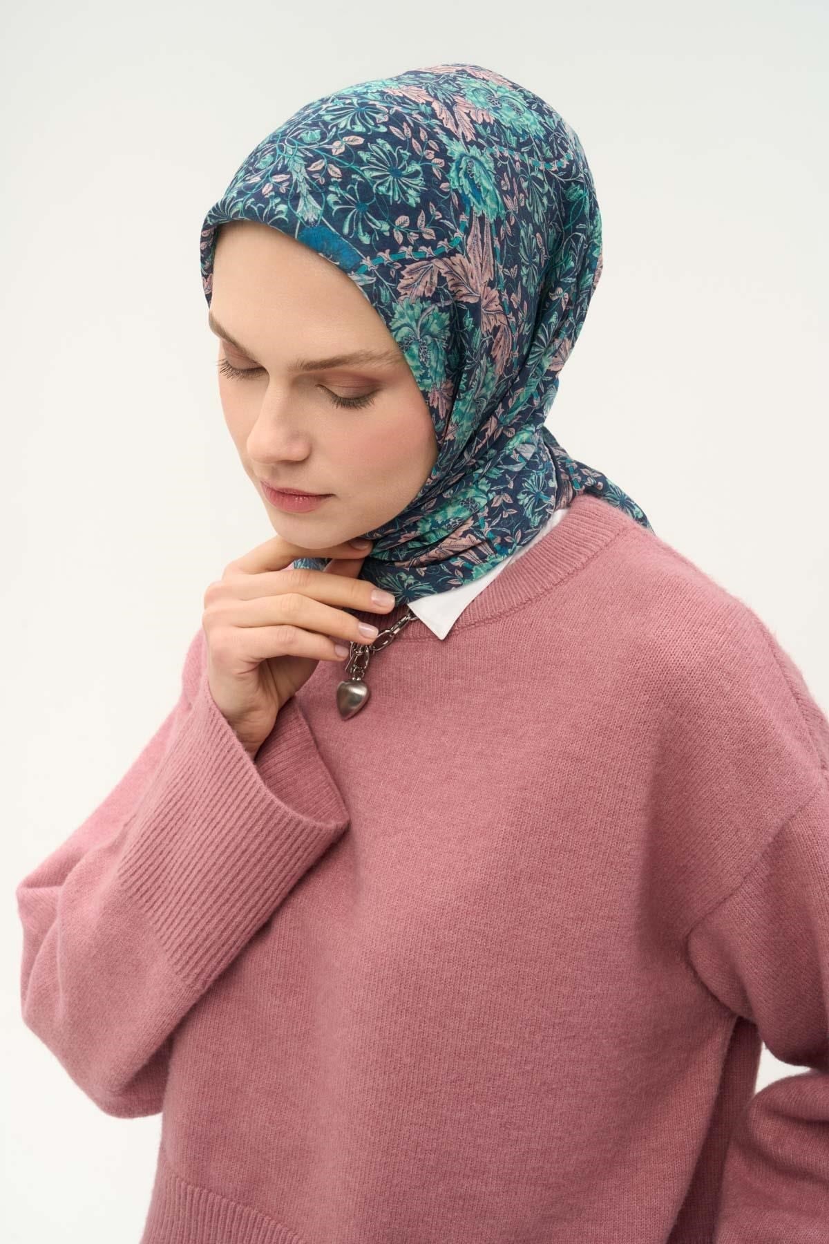 Tencel Monare Eşarp Floral Desen Petrol Yeşili 90X90