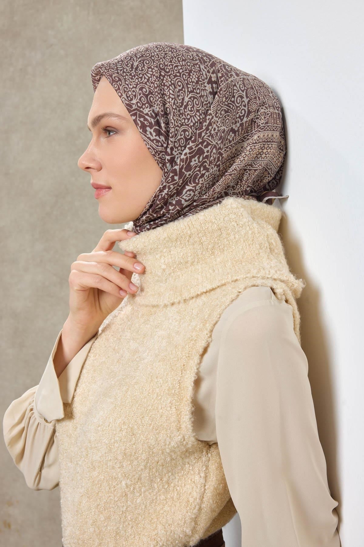 Tencel Monare Eşarp Madalyon Desen Çikolata Kahve 90X90