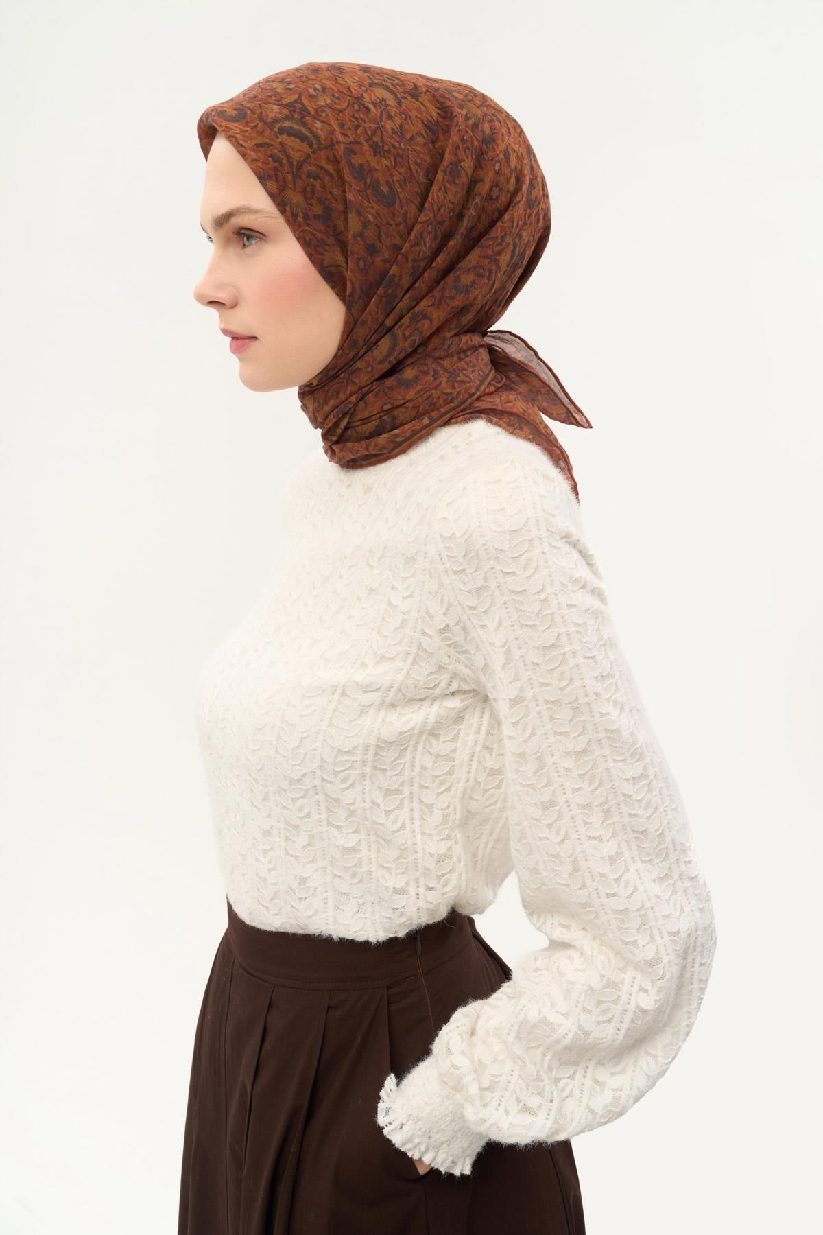 Tencel Monare Eşarp Saray Baharı Desen Koyu Turuncu 90X90
