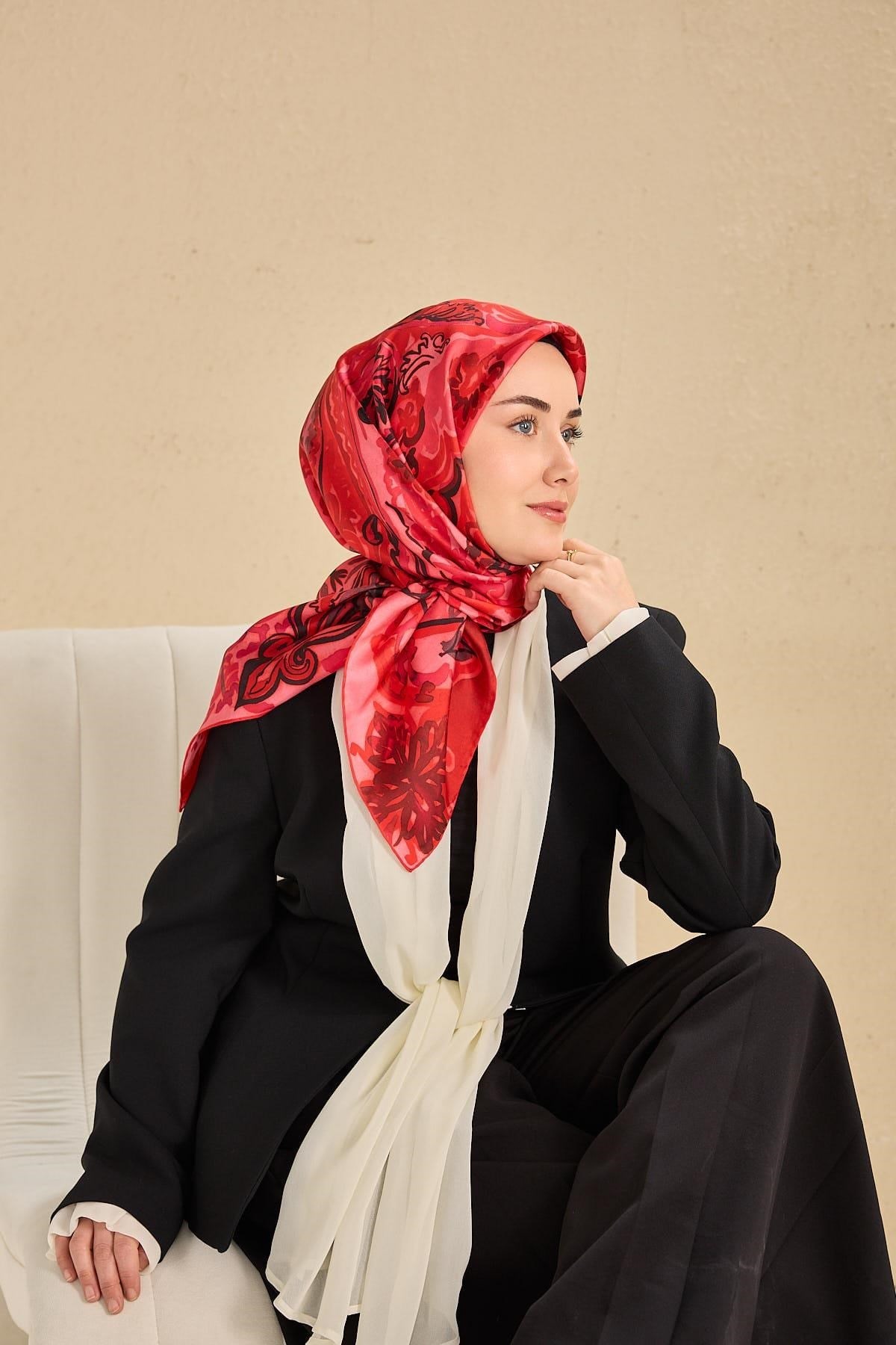 Twill İpek Eşarp Art Desen Koyu Kırmızı 90x90