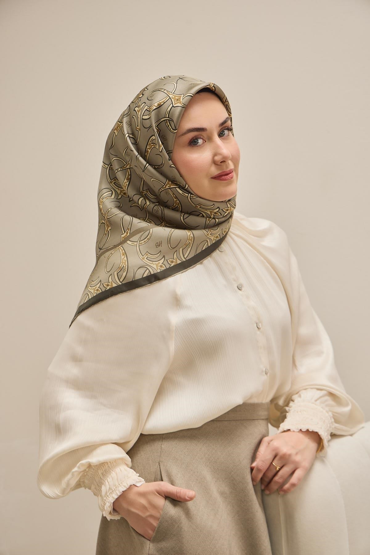 Twill İpek Eşarp Barok Yeşil Gri 90x90