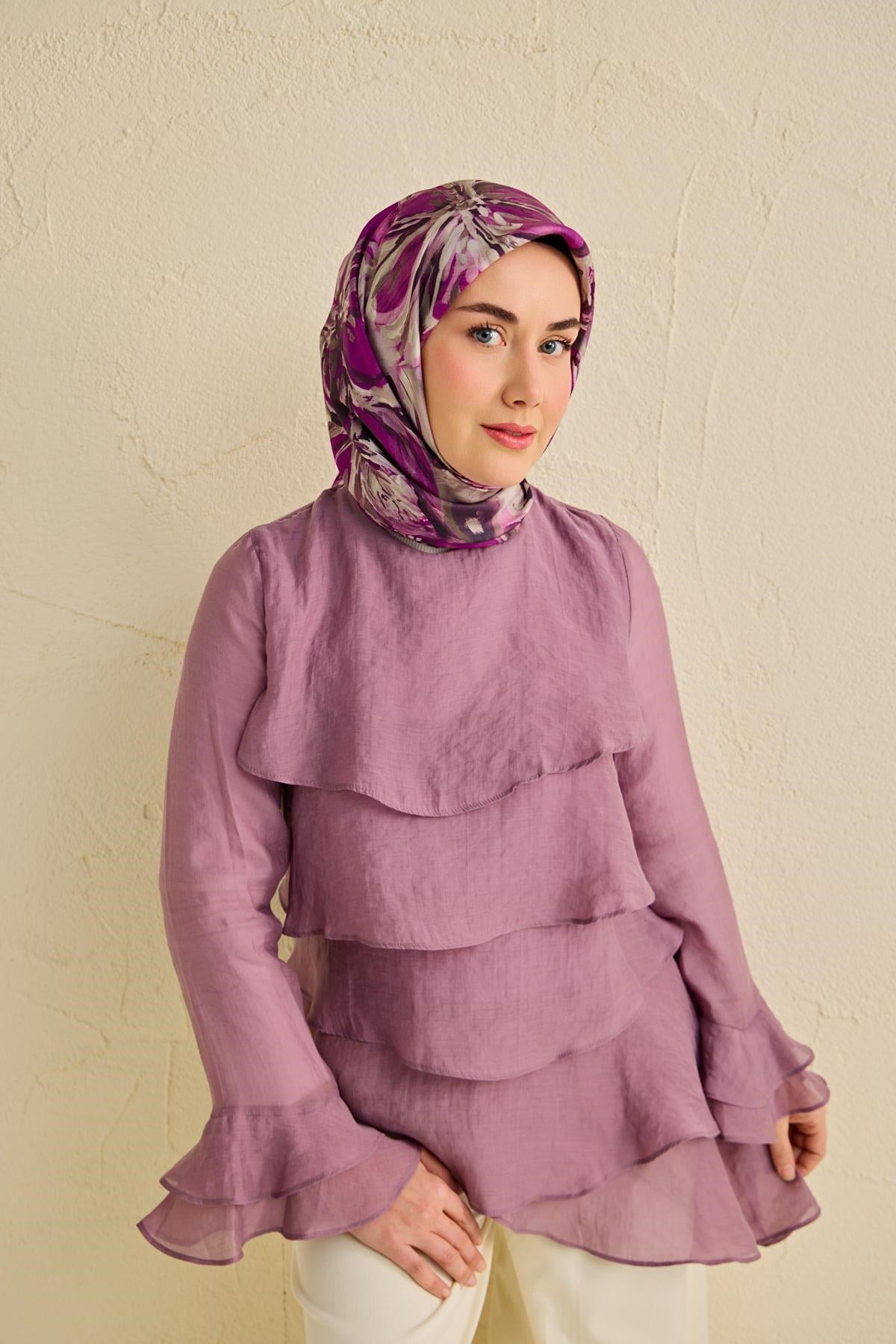 Twill İpek Eşarp Floral Art Desen Gümüş 90x90