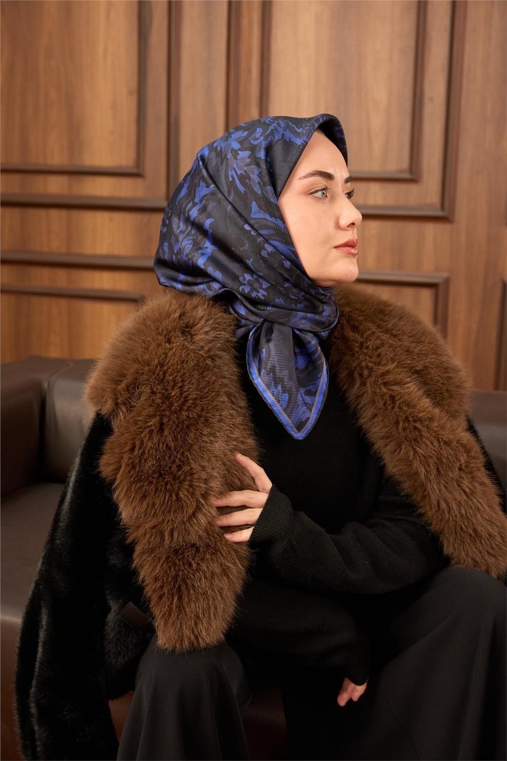 Twill İpek Eşarp Koyu Lacivert-Saks Desenli Tok Duruşlu 90x90