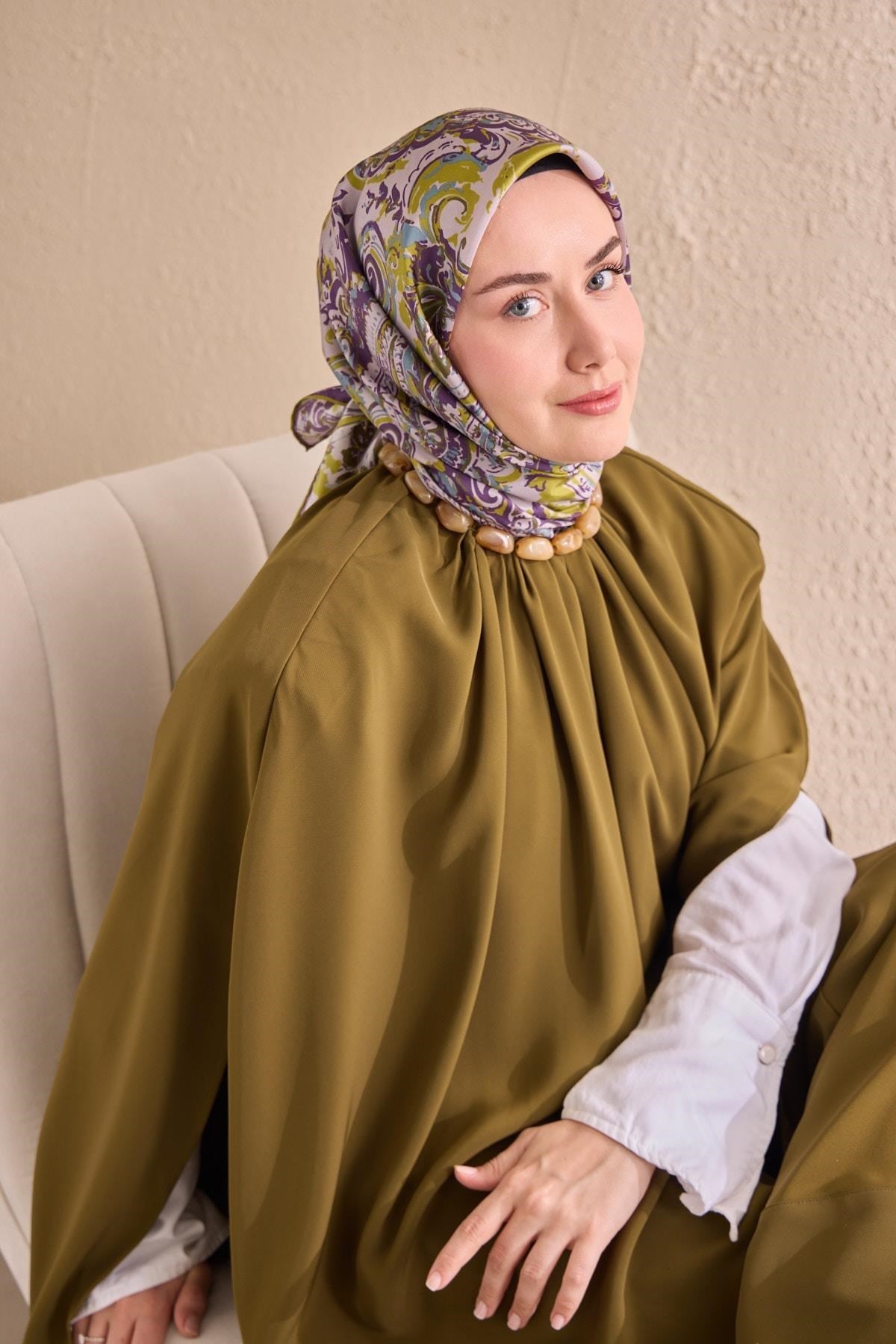 Twill İpek Eşarp Royale Şal Desen Yağ Yeşili 90x90