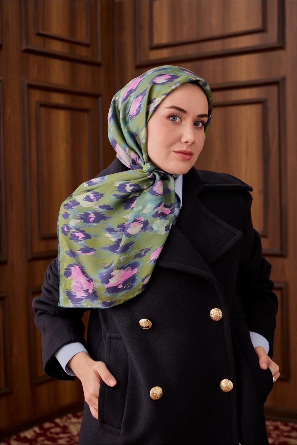 Twill İpek Eşarp Yeşil-Su Yeşili Desenli Tok Duruşlu 90x90