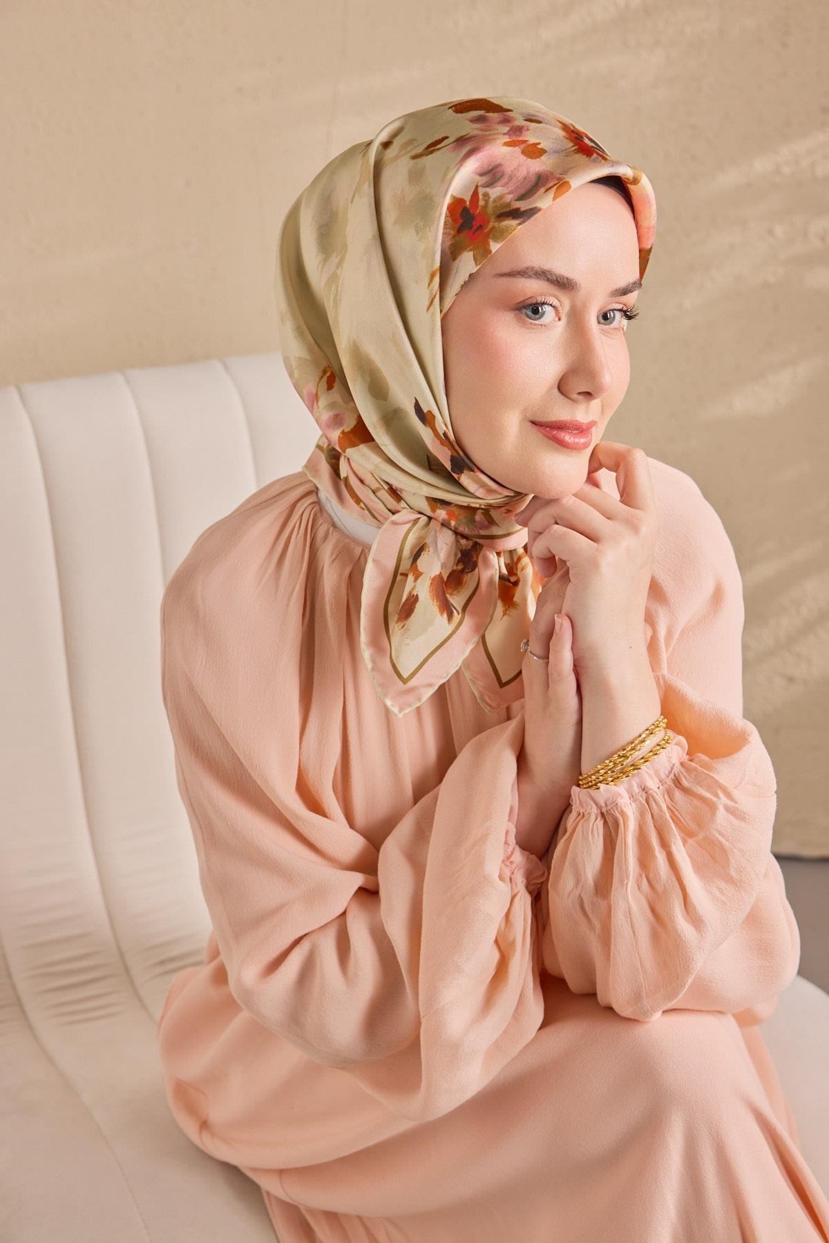 Twill İpek Watercolor Eşarp Pudra Pembe 90x90