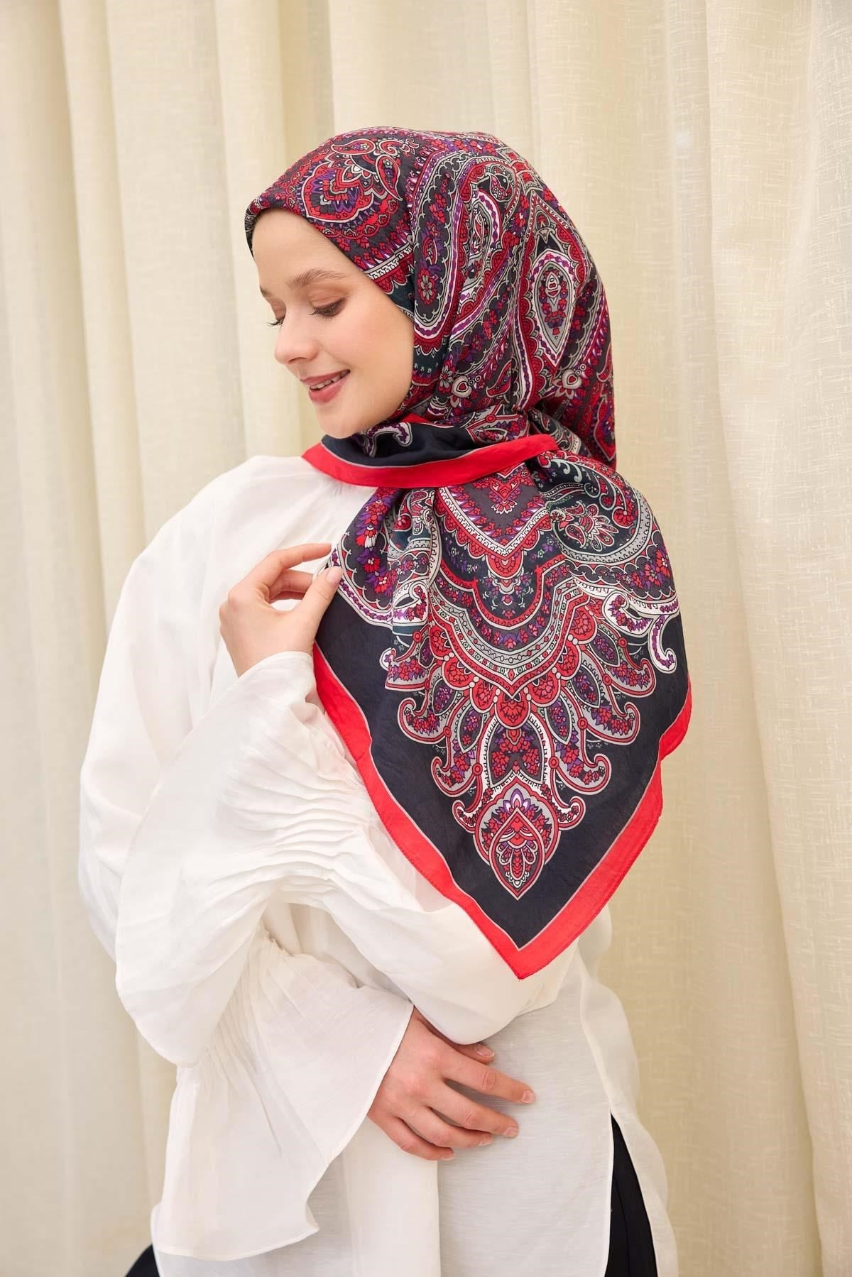 Velora Eşarp Ethnic Siyah - Kırmızı 90x90
