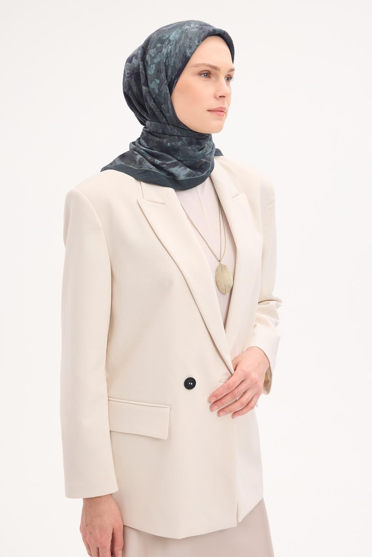 Velora Eşarp Fırça Çiçek Desen Zümrüt Yeşili 90X90