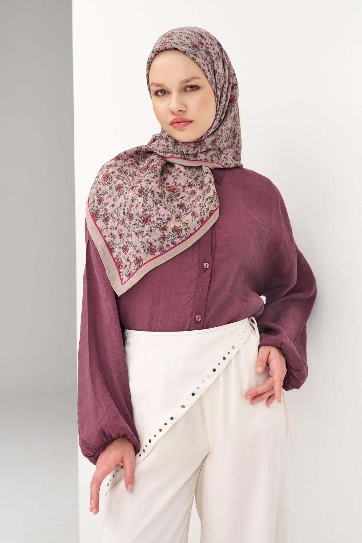 Velora Eşarp Modern Flora Tozpembe 90x90