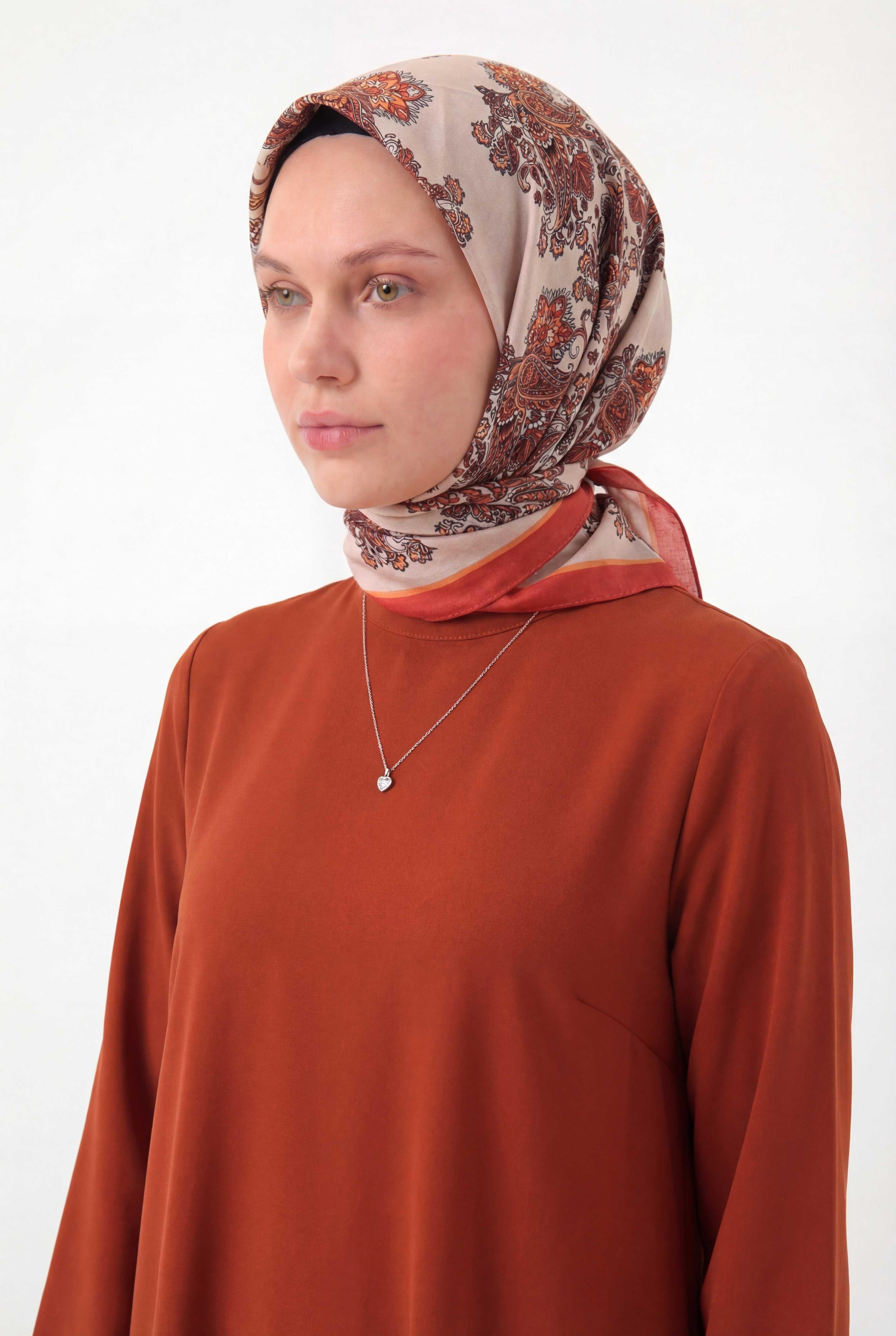 Viskon Velora Eşarp Dört Mevsim Barok Floral Desen Şeftali 90X90