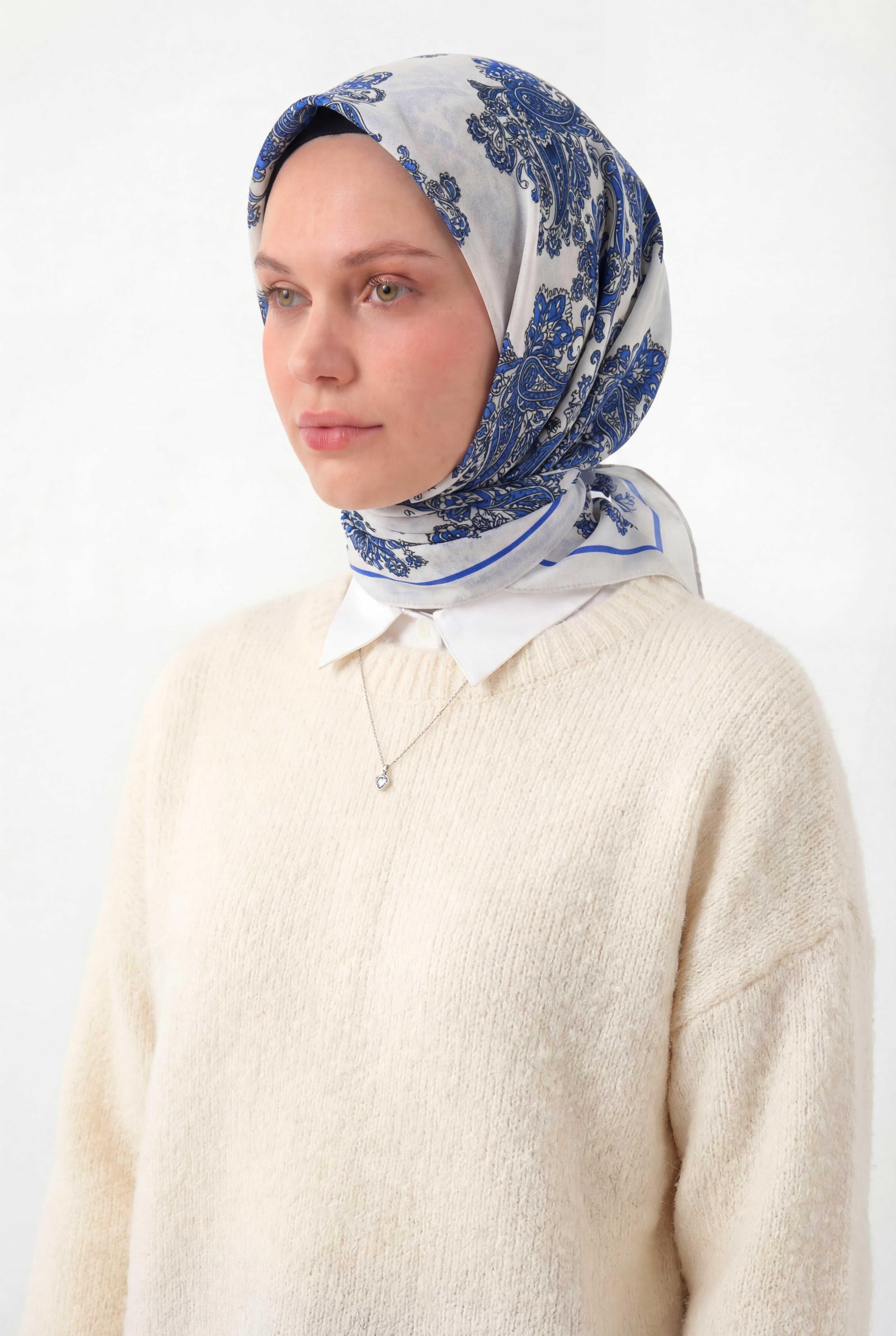 Viskon Velora Eşarp Dört Mevsim Barok Floral Desen Açık Gri 90X90