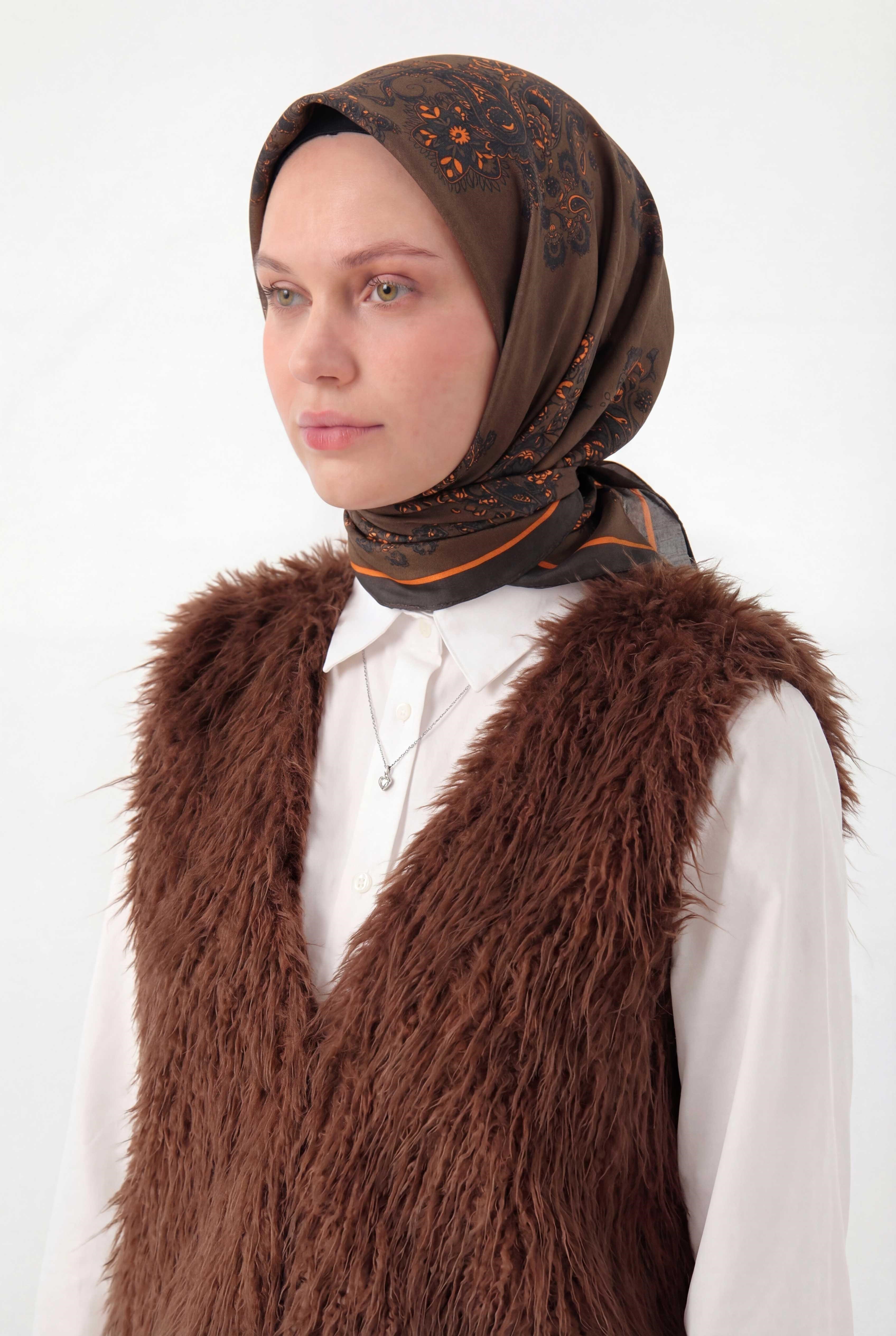 Viskon Velora Eşarp Dört Mevsim Barok Floral Desen Dumanlı Gri 90X90