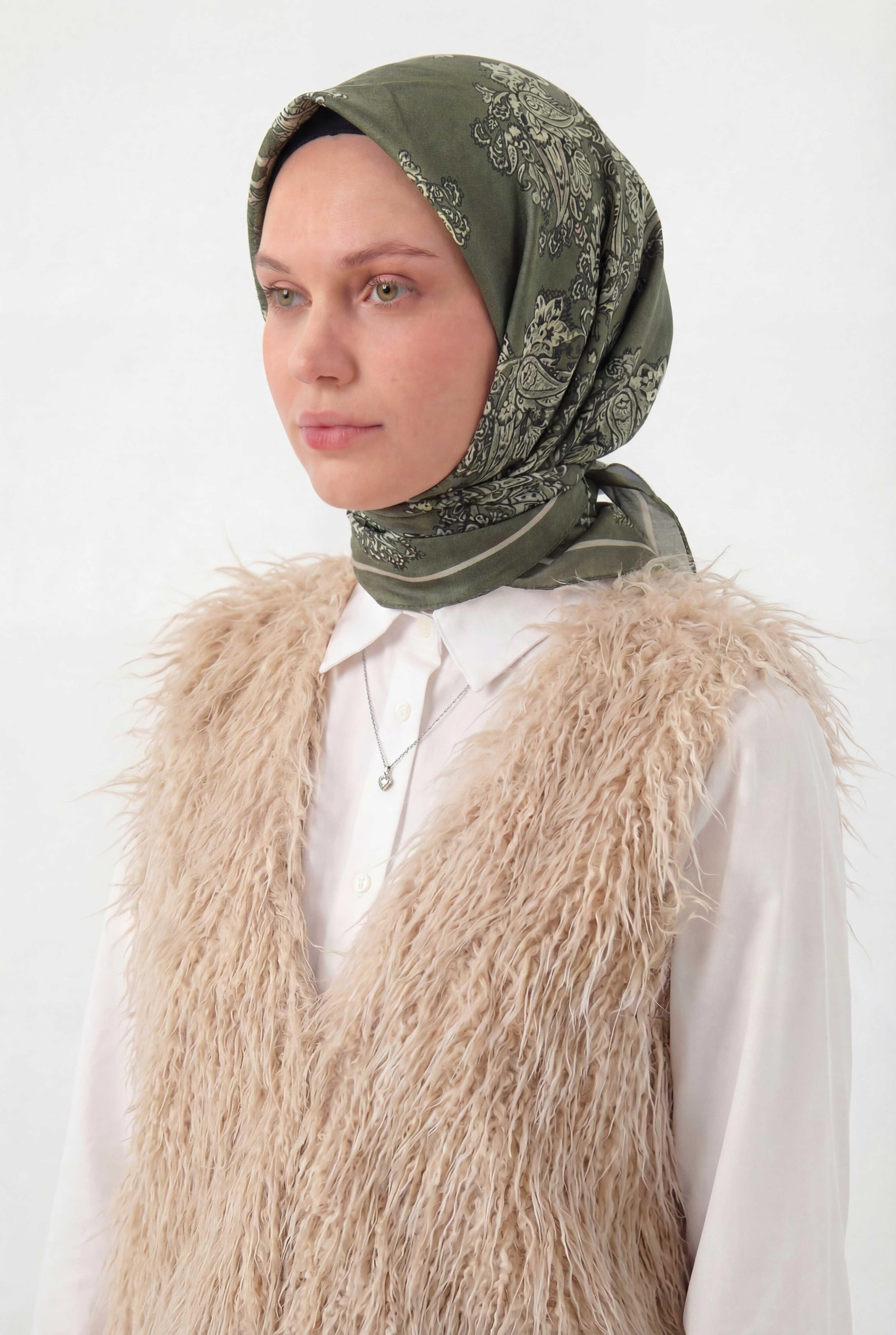 Viskon Velora Eşarp Dört Mevsim Barok Floral Desen Haki 90X90