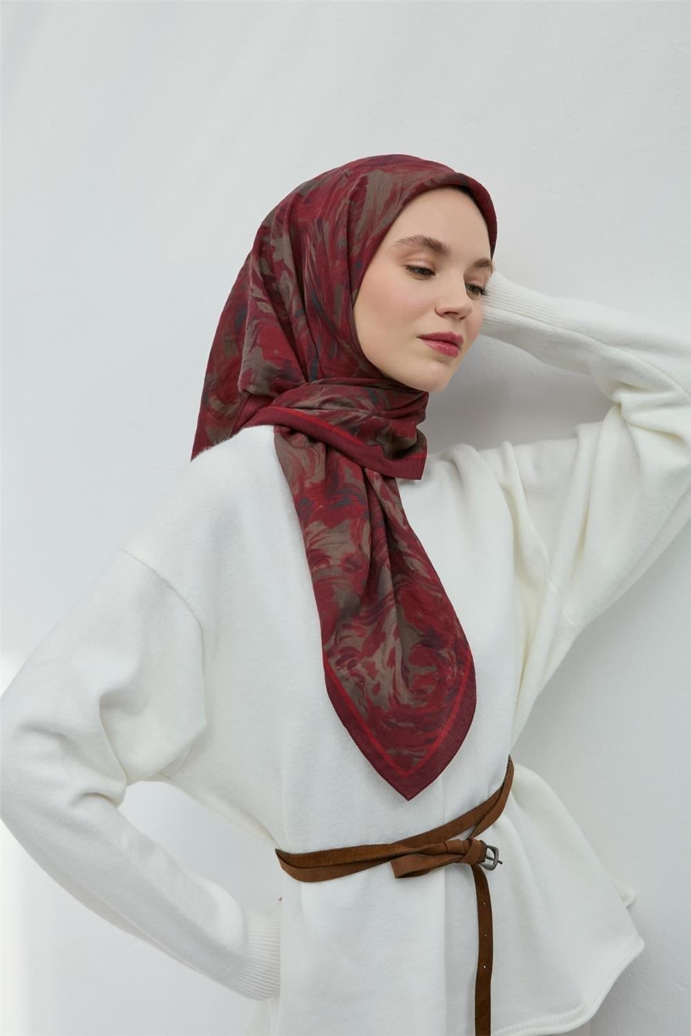 Viskon Velora Eşarp Vişne Çürüğü Bordo Gri Hafif Dökümlü 90x90