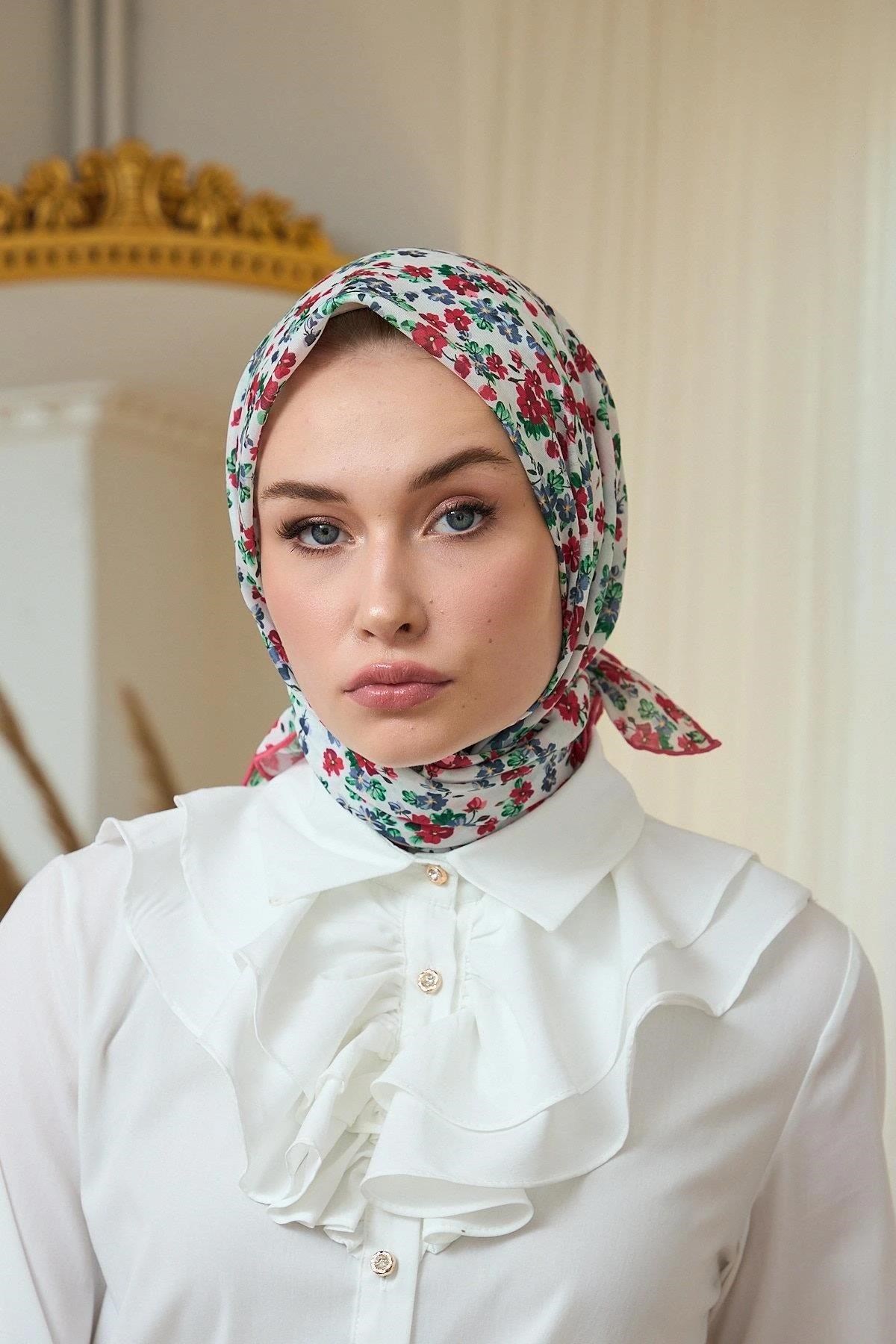Yaz Işıltısı Koleksiyonu Soft Eşarp Beyaz Kırmızı 1191-13