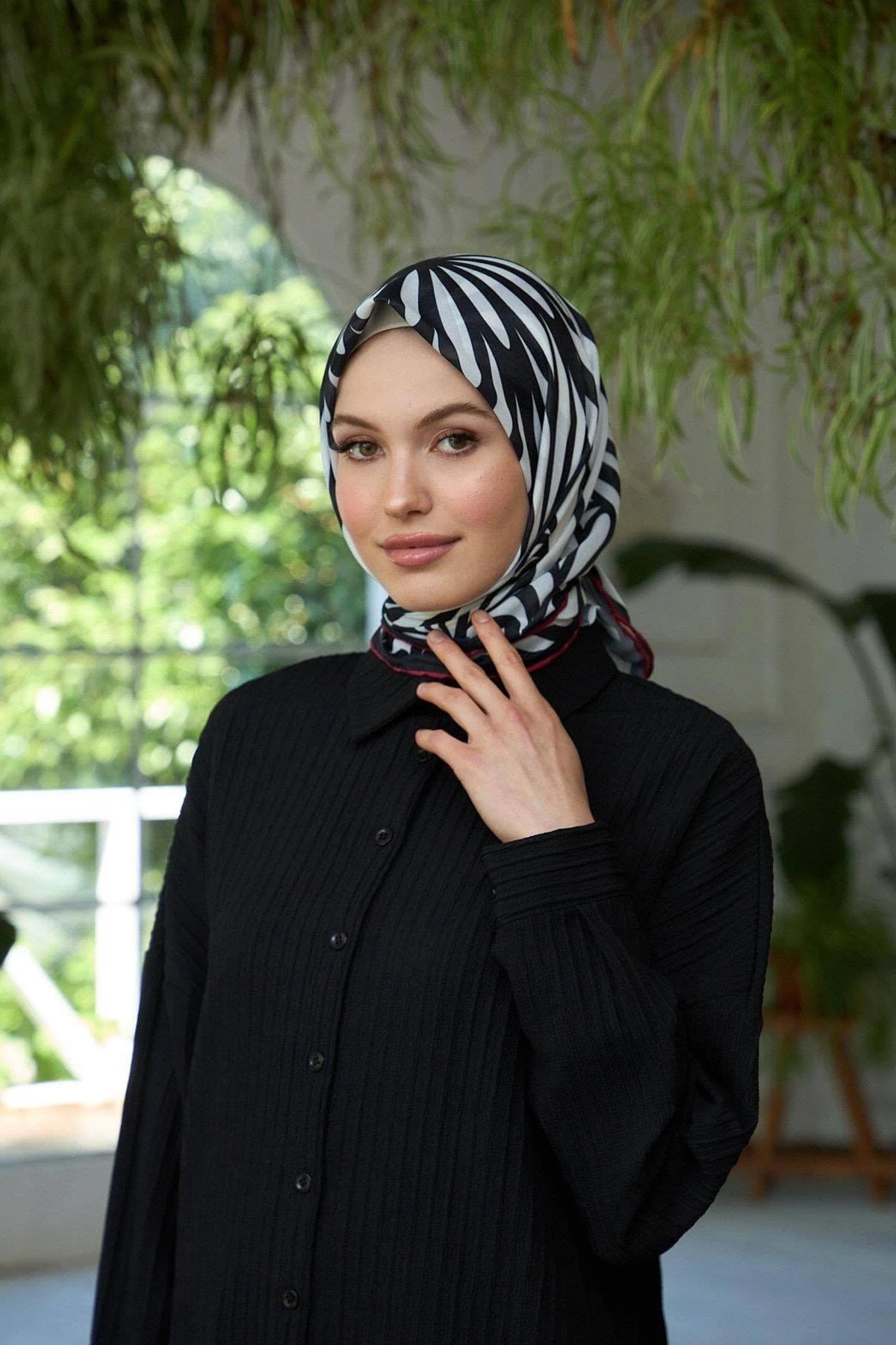 Yaz Işıltısı Koleksiyonu Soft Eşarp Siyah Beyaz 1184-06