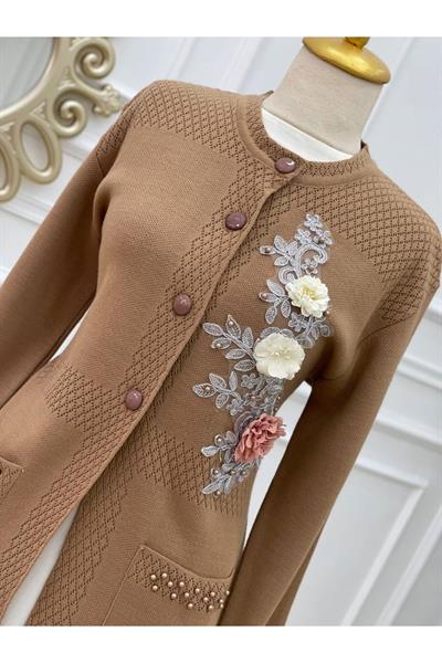 3 Boyu Çiçekli Hırka Camel