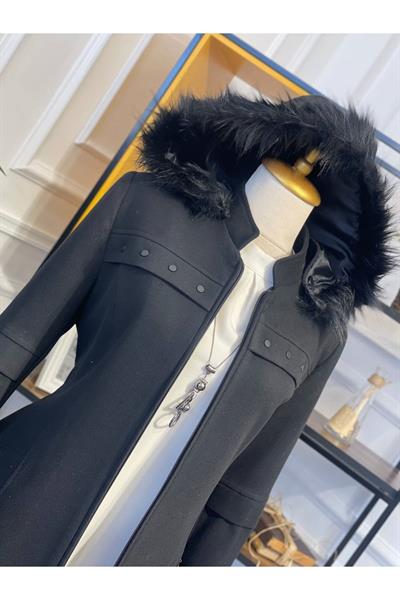 Gögüs Zımba Detay Kaban 549-Siyah