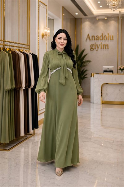 Organz Detay Fularlı Krep Elbise 5570 T-26 Haki