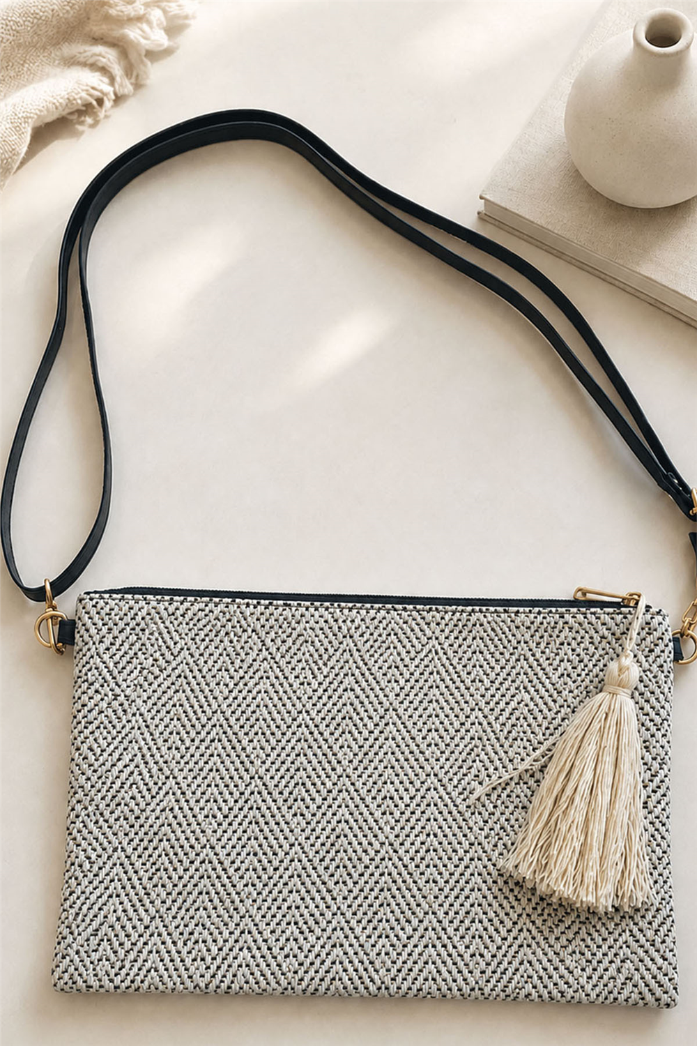 Simli Kilim Desenli Püskül Aksesuarlı Clutch Çanta