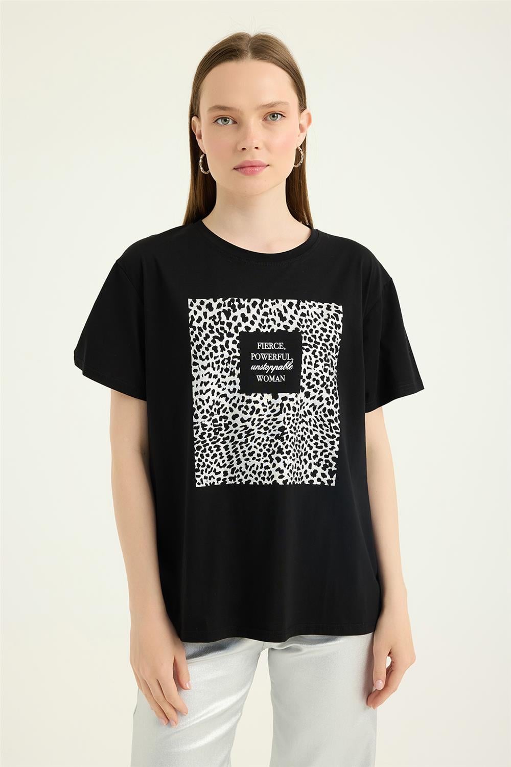 Benek Desenli Yaldızlı Tshirt