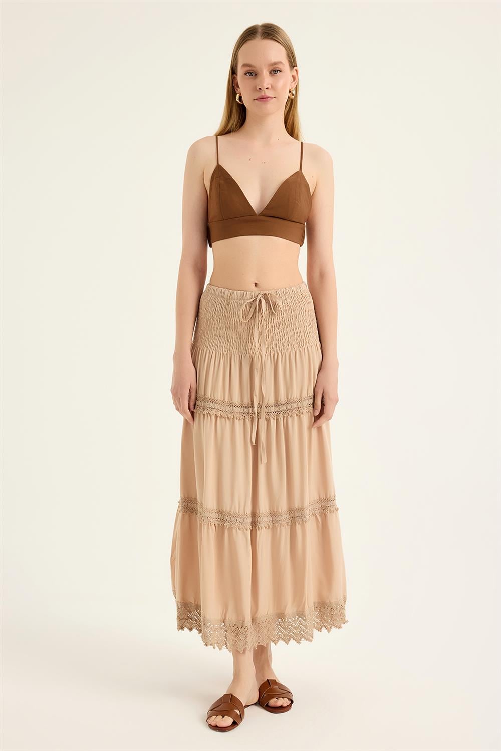 Dantel Şeritli Etek