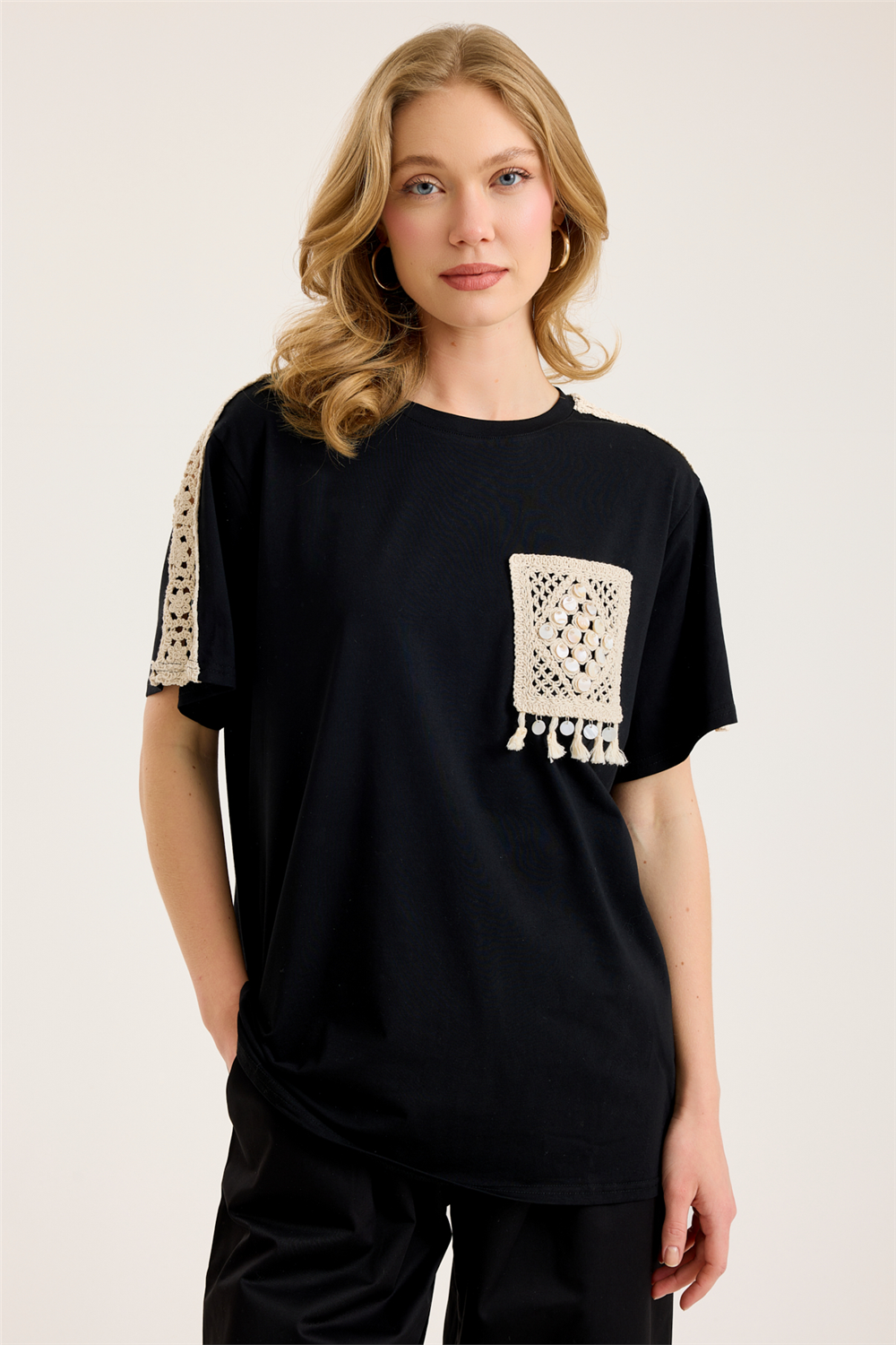 Örgü Omuz Cepli Tshirt