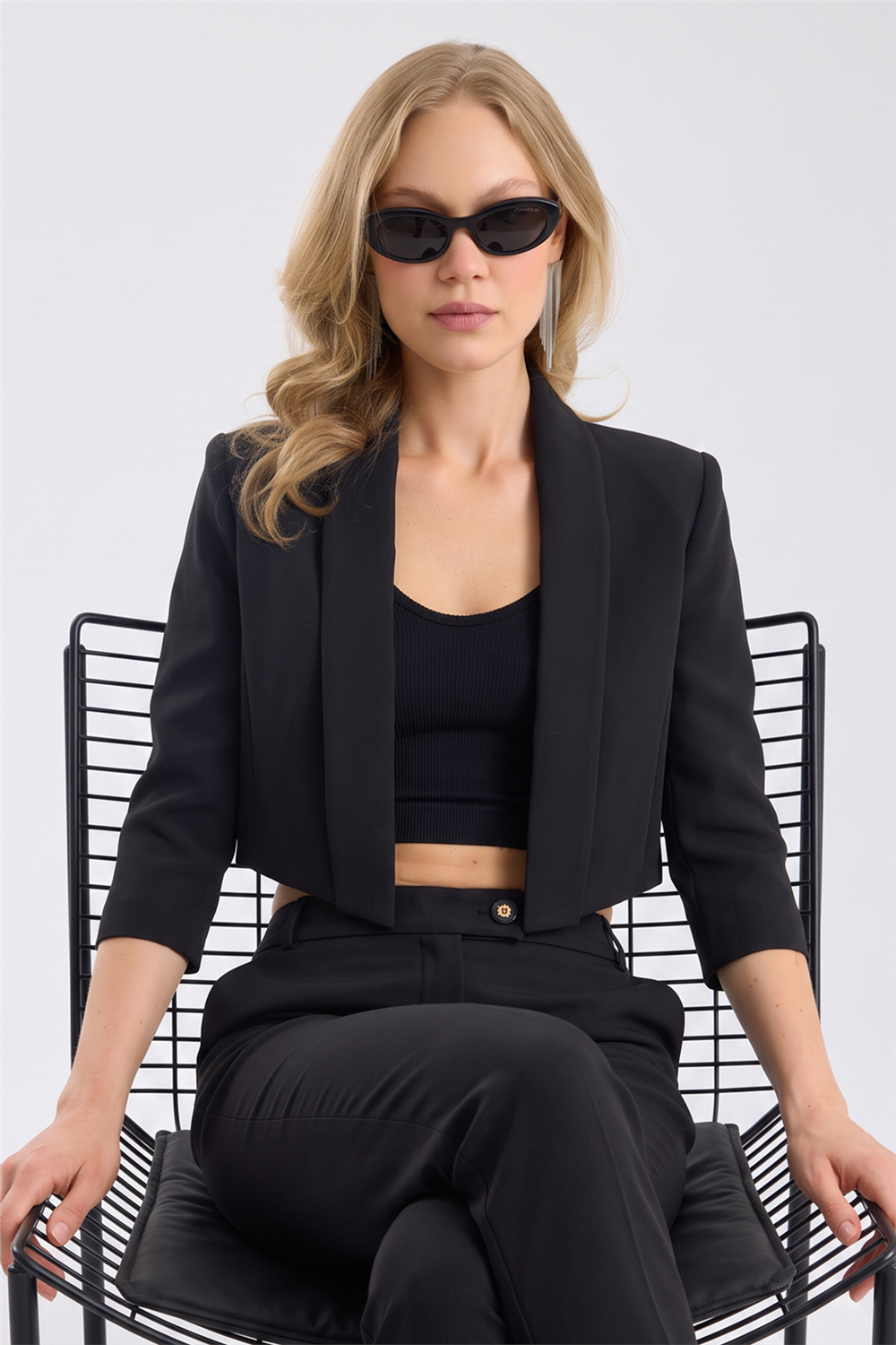 Önü Açık Crop Teknik Kumaş Blazer