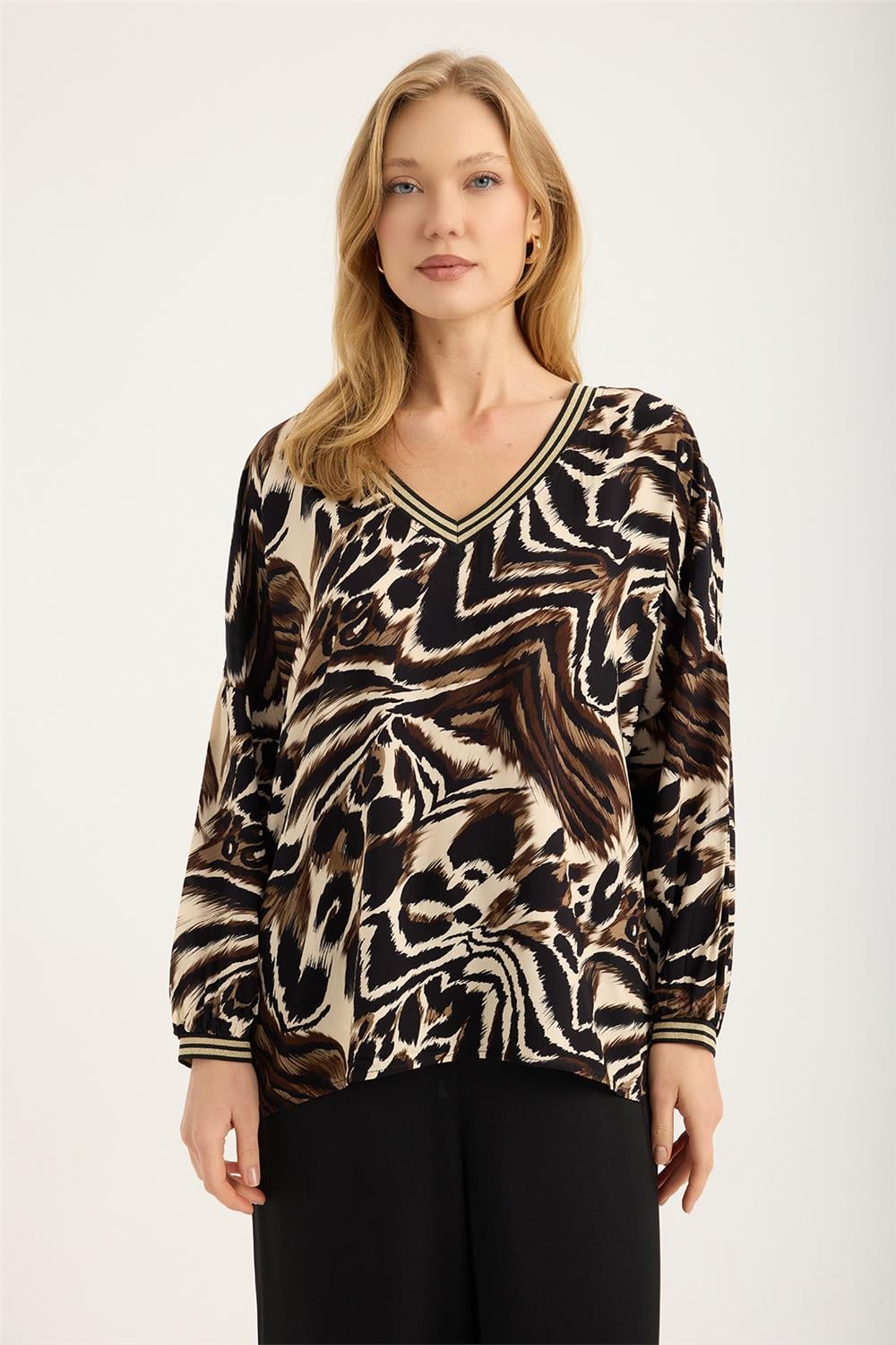 Zebra Desenli Simli Ribanalı V Bluz