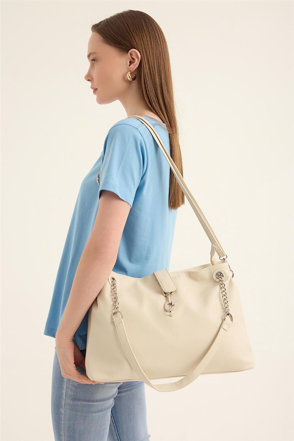 Zincirli Saplı Çanta