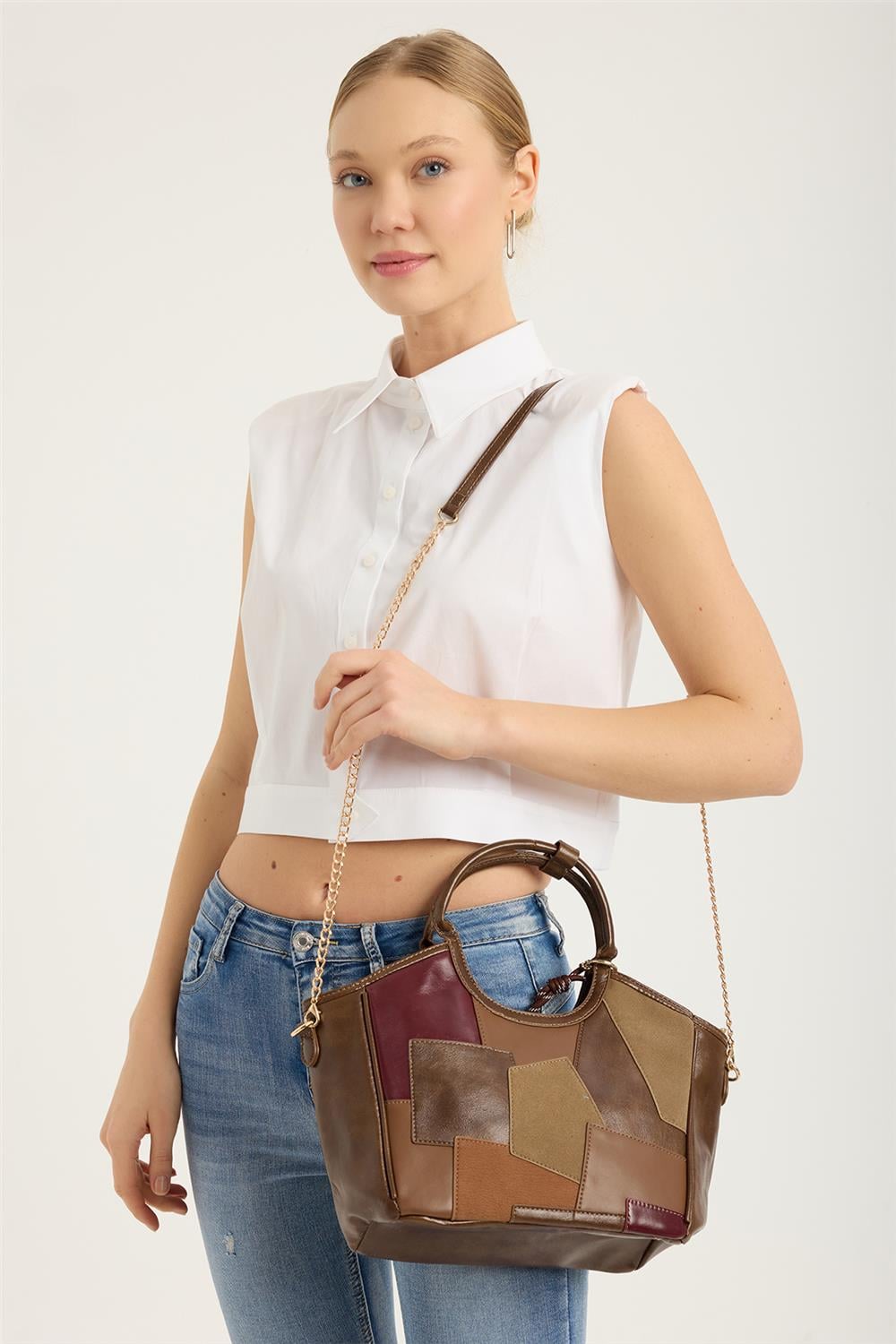 Charm Detaylı Çanta
