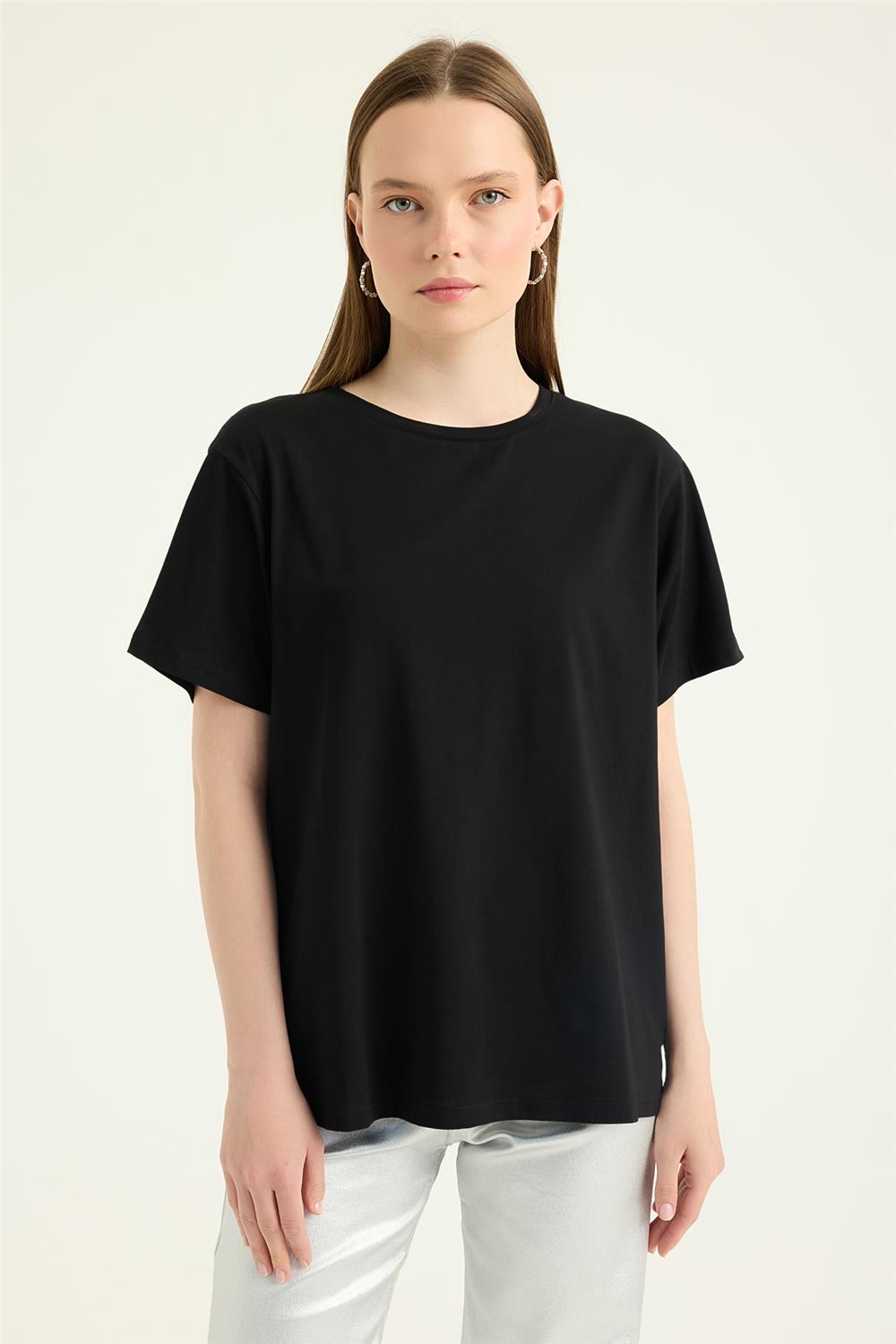 Yuvarlak Yaka Tshirt