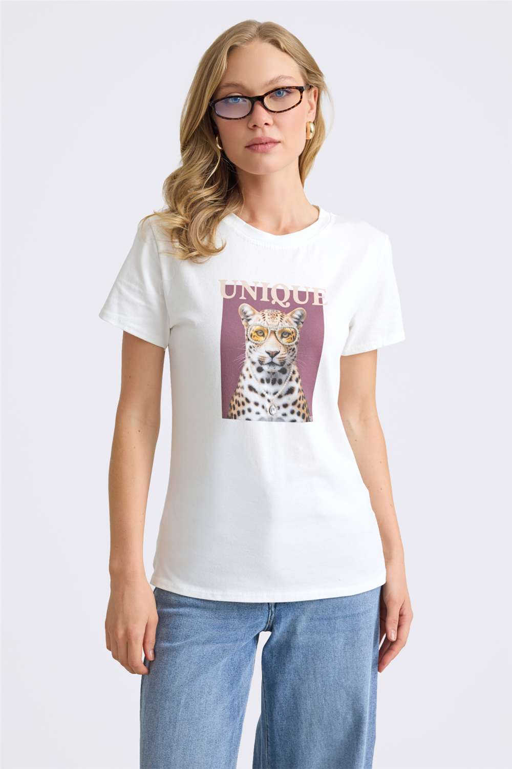 Taşlı Leopar Desenli Pamuklu Tişört